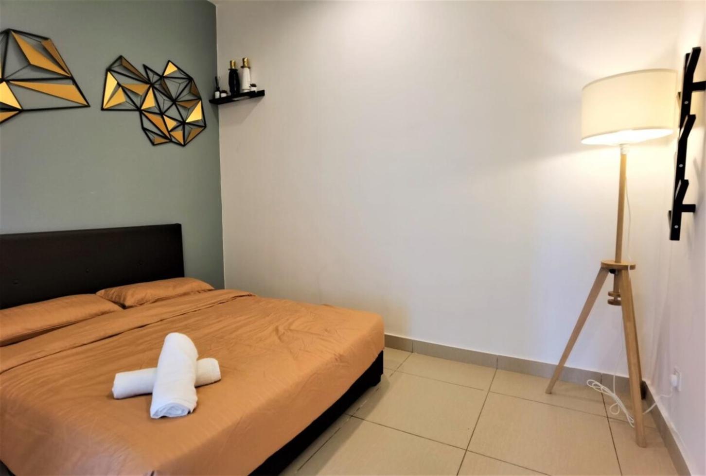 Two-Bedroom Apartment - Photo 5