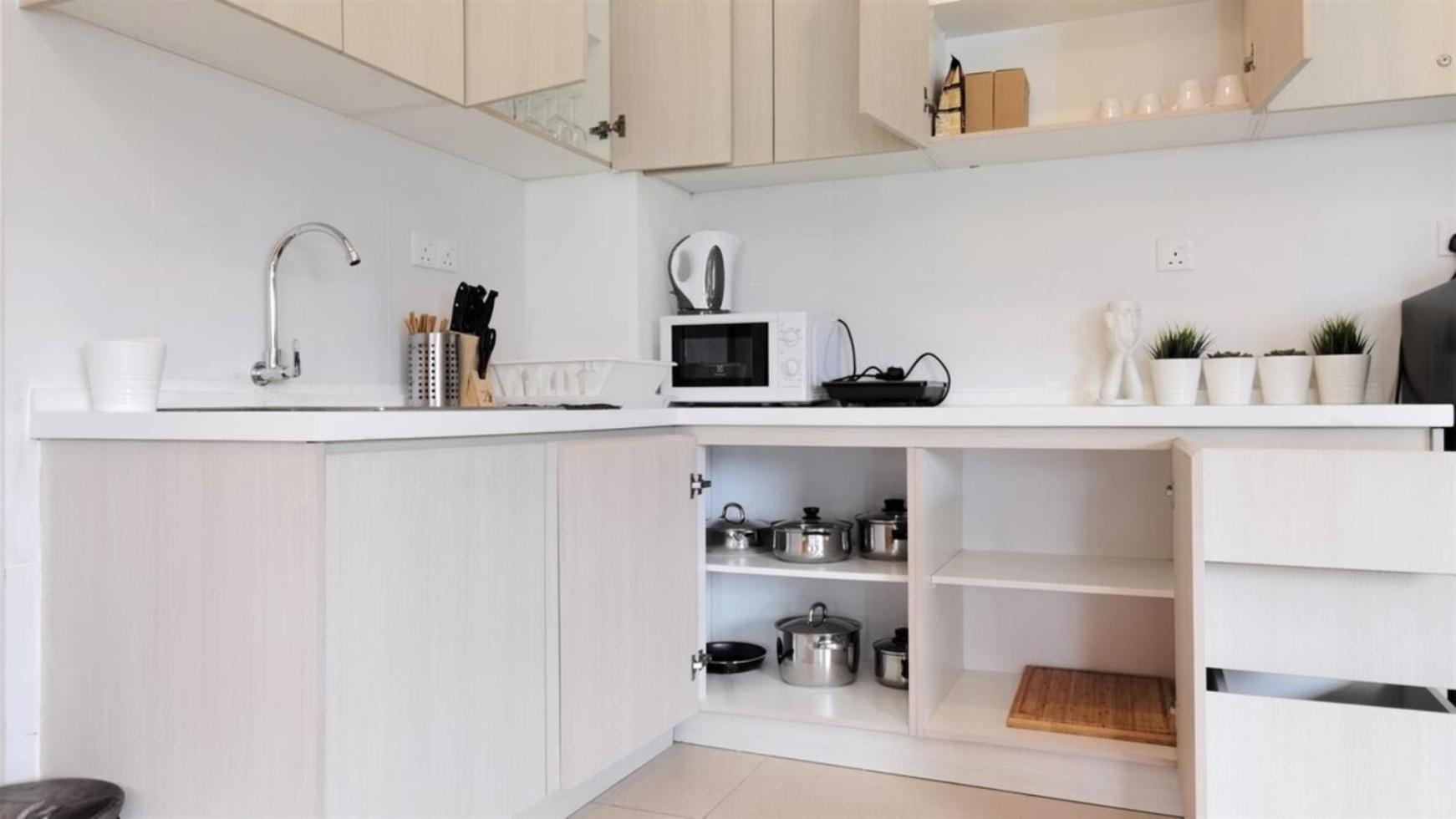 Two-Bedroom Apartment - Photo 9