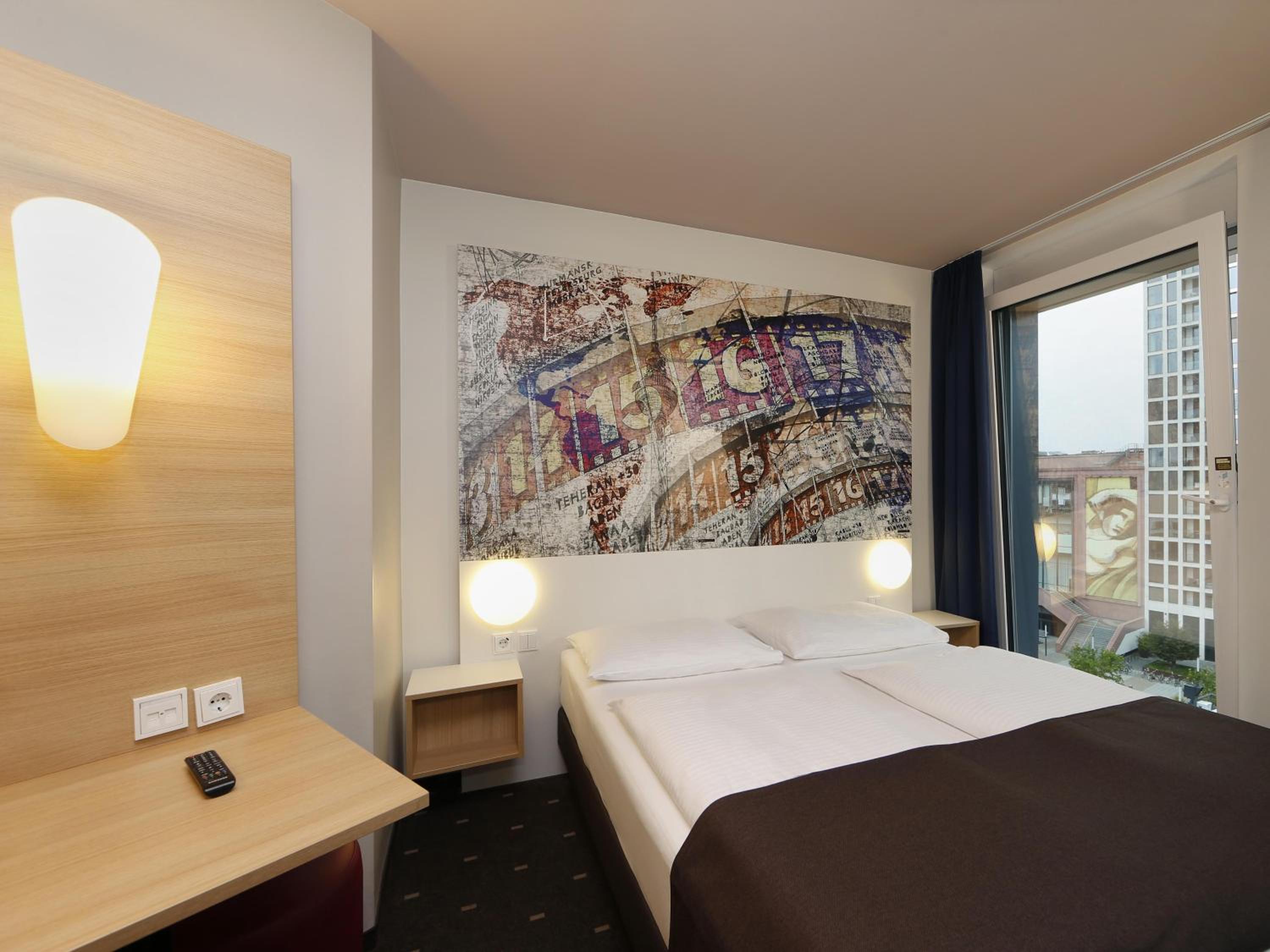 B&B HOTEL Berlin-Alexanderplatz - Photo 5