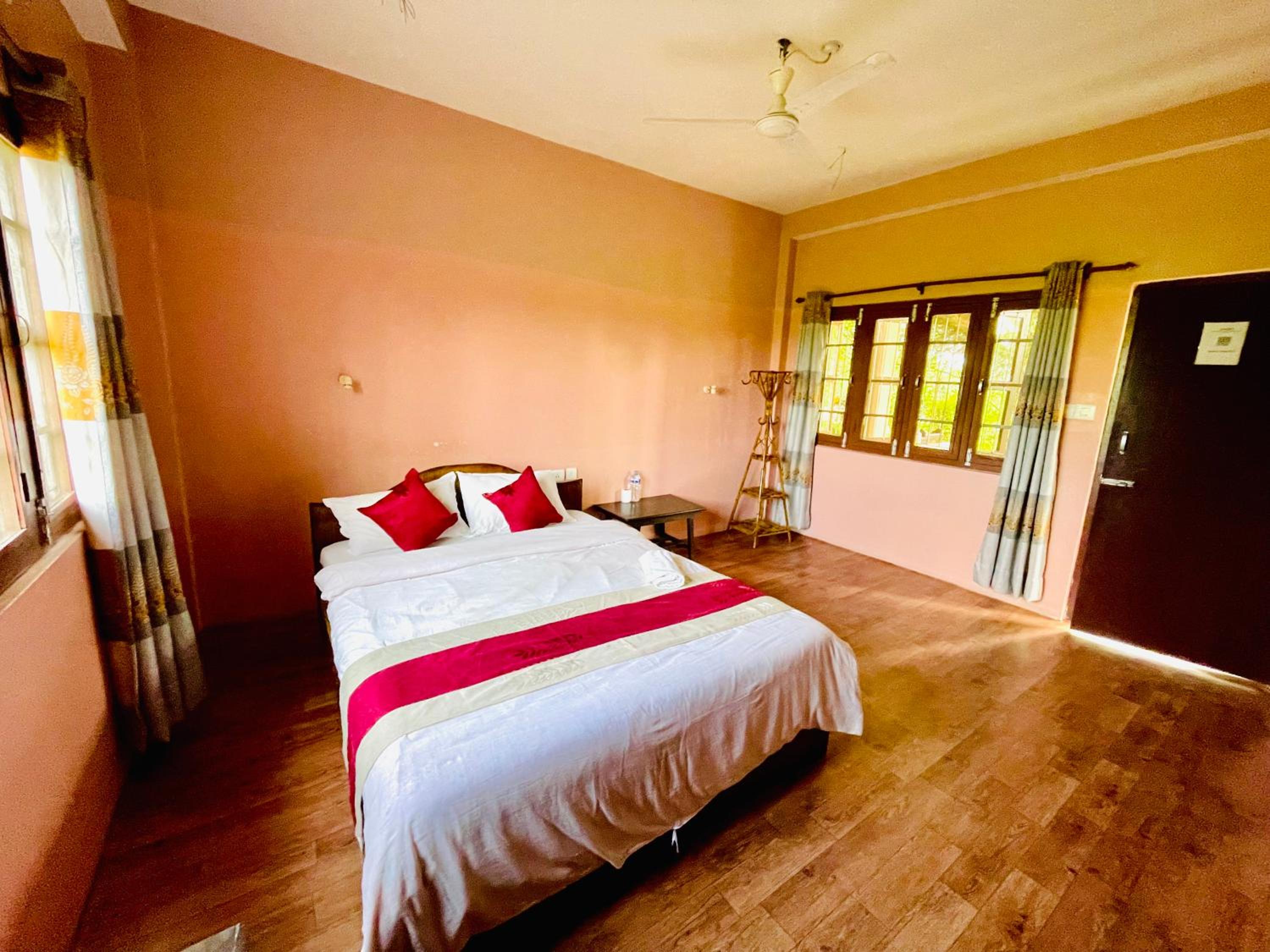 Single Room with Private Bathroom