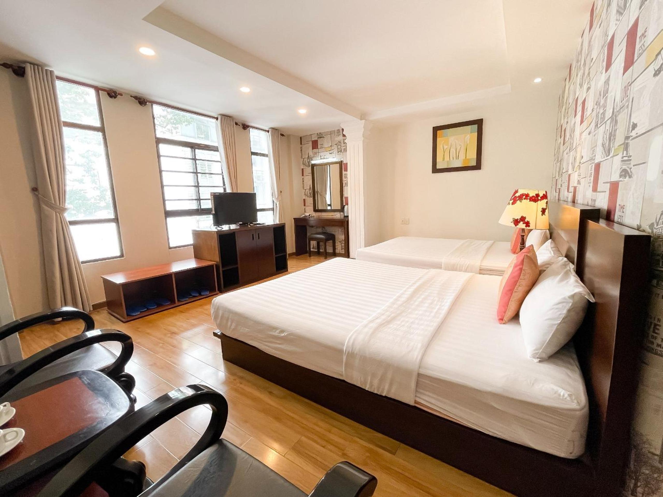 Deluxe Triple Room photo 3