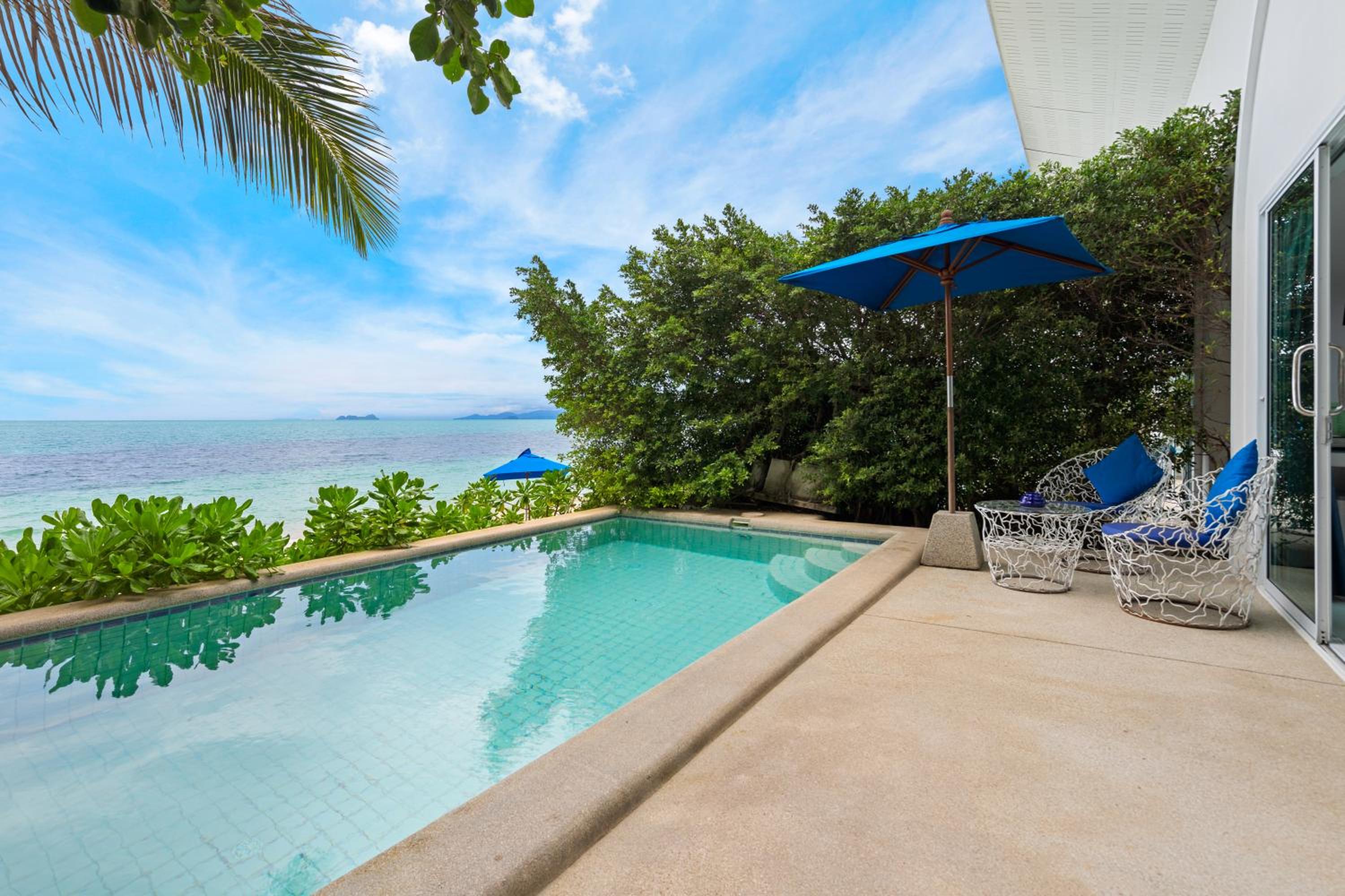 Bungalow - Beach Front photo 3