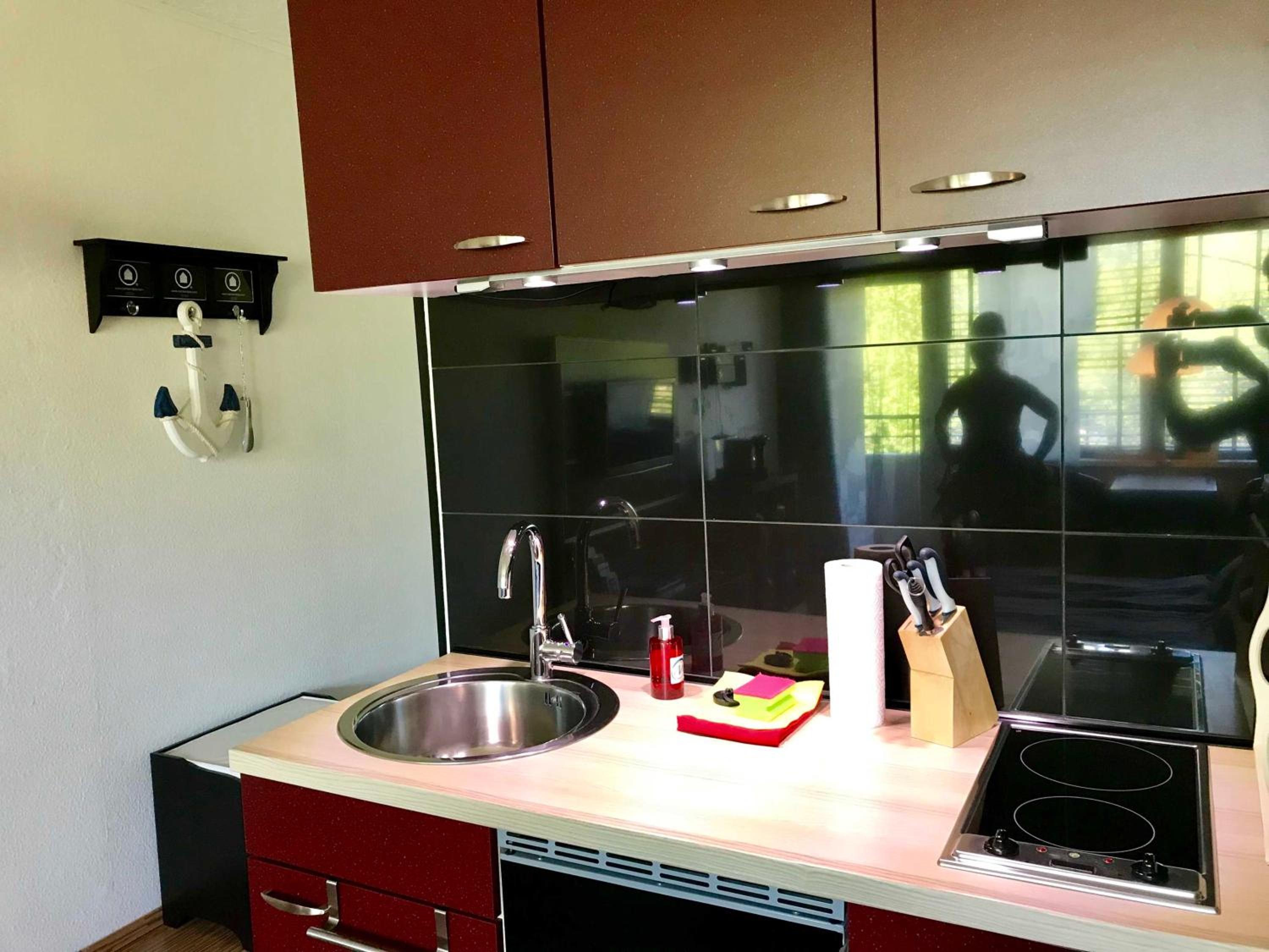 Apartment with Balcony photo 2