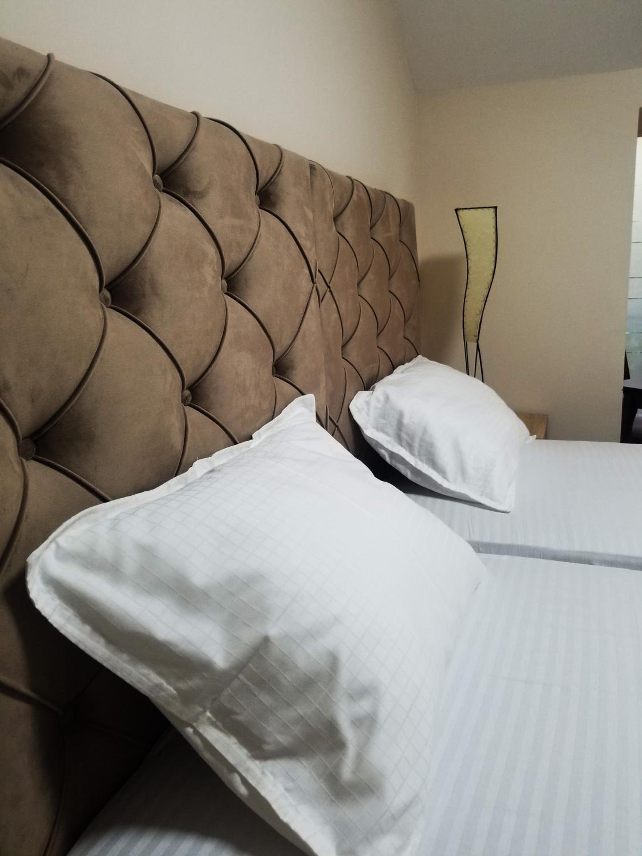 Double or Twin Room photo 2