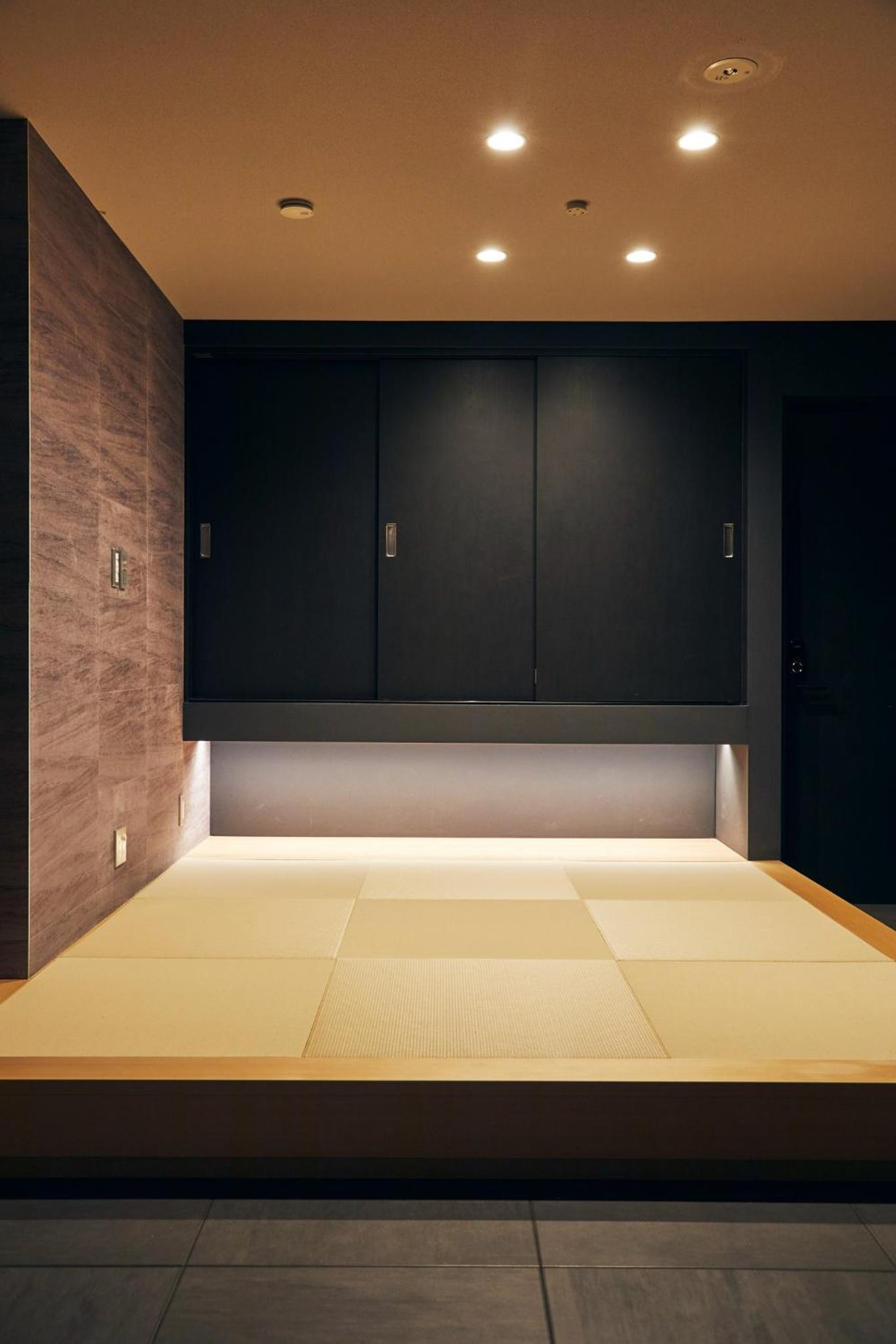 Studio thumbnail 6