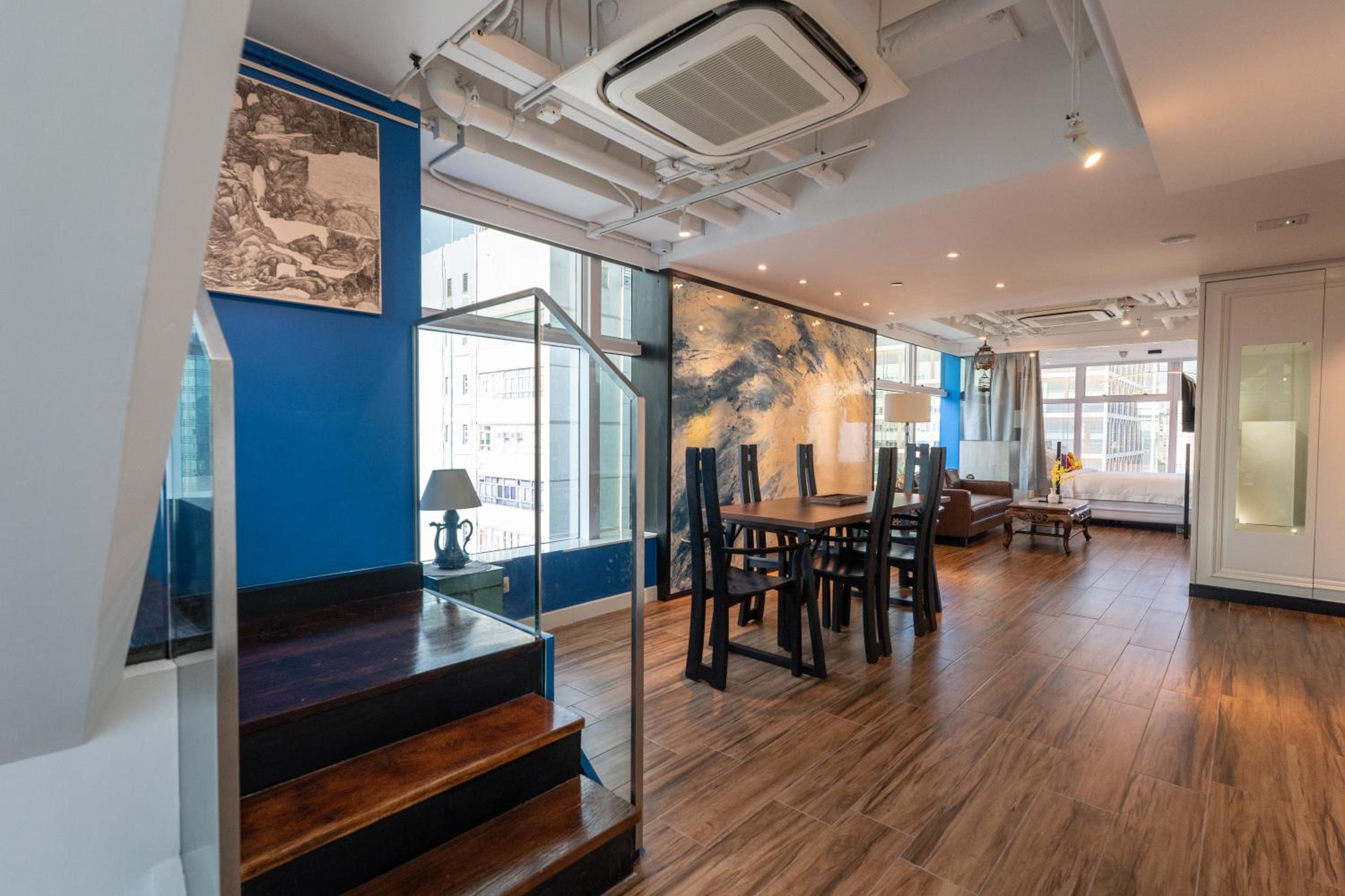Signature Two Bedroom Penthouse Duplex photo 2