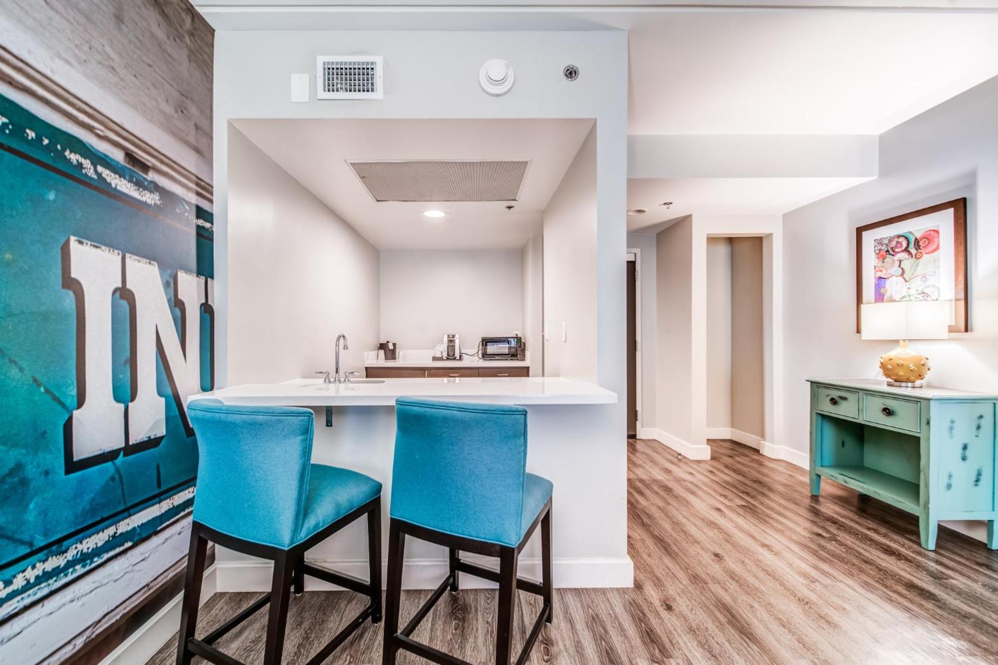 King Suite - Photo 10