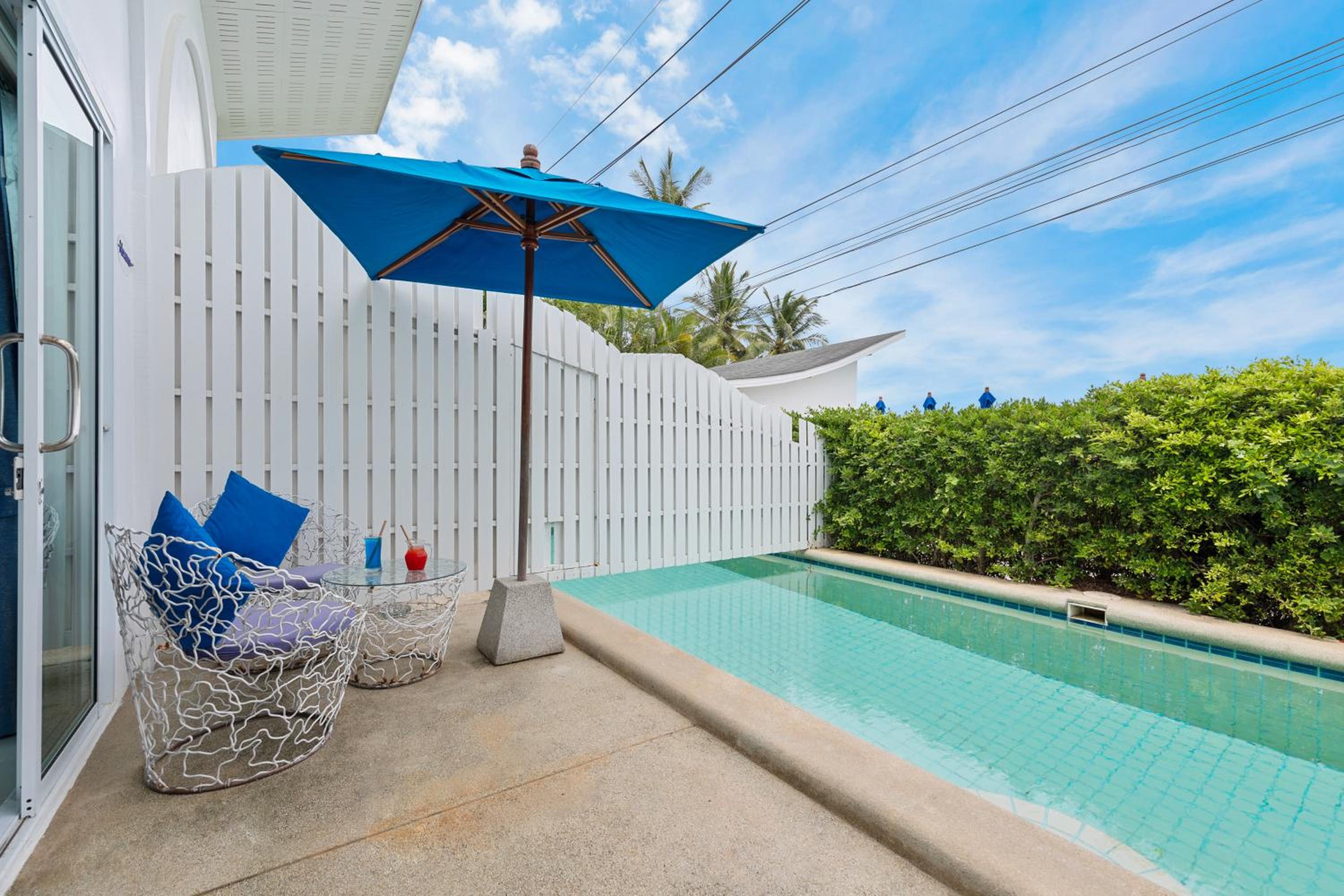 Bungalow with Sea View photo 2