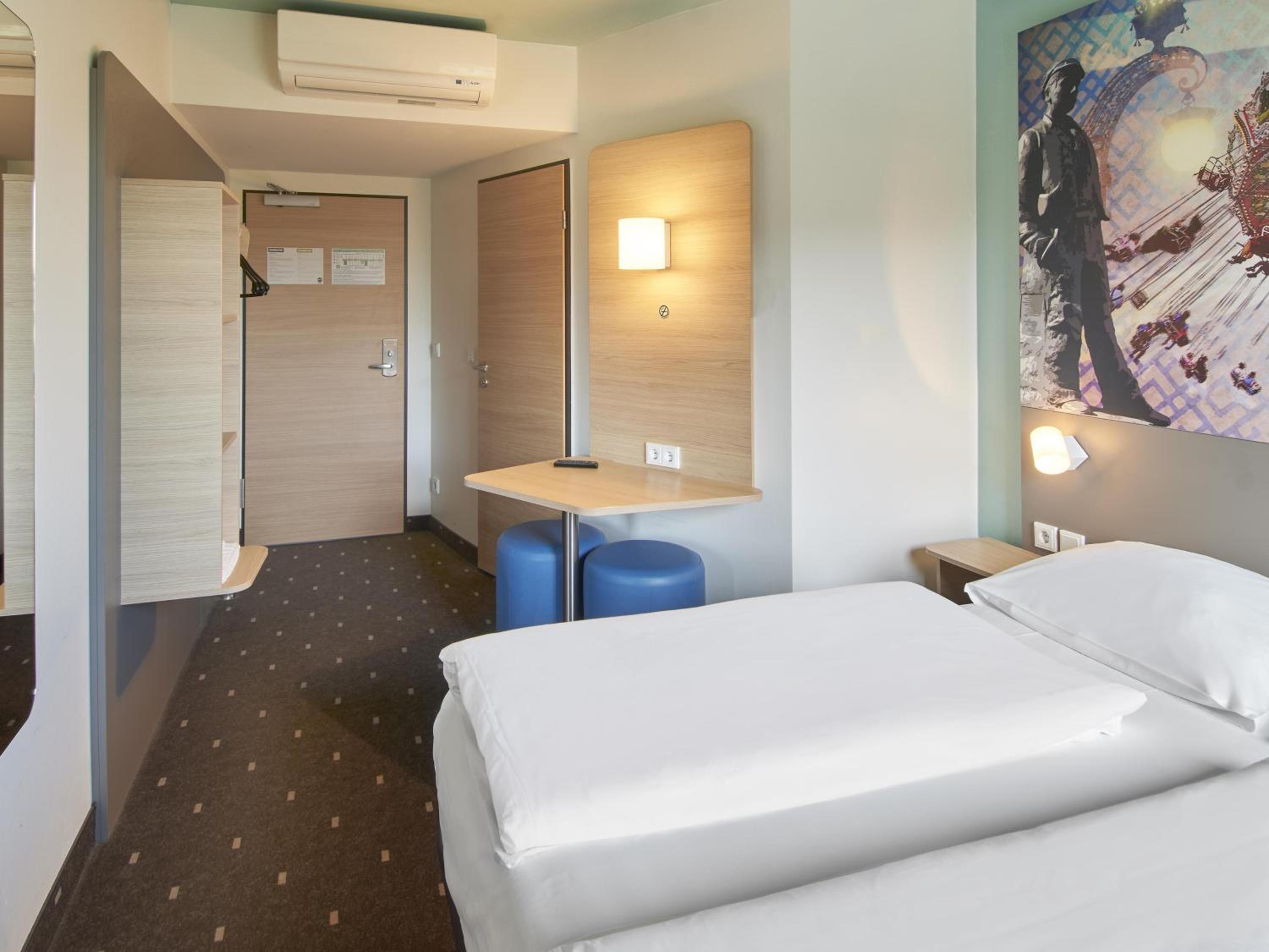 Double Room - Photo 3