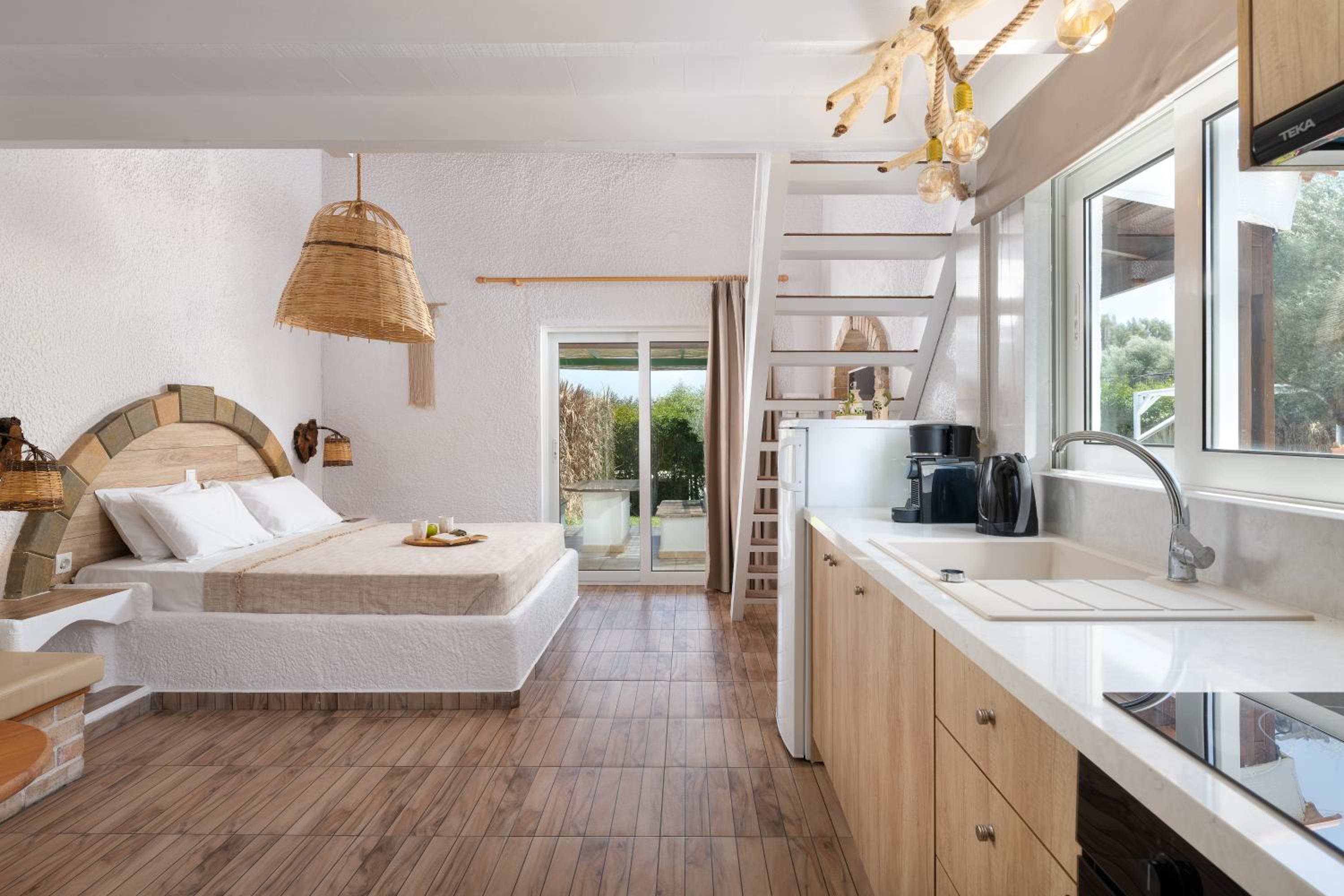 Suite with Garden View photo 1