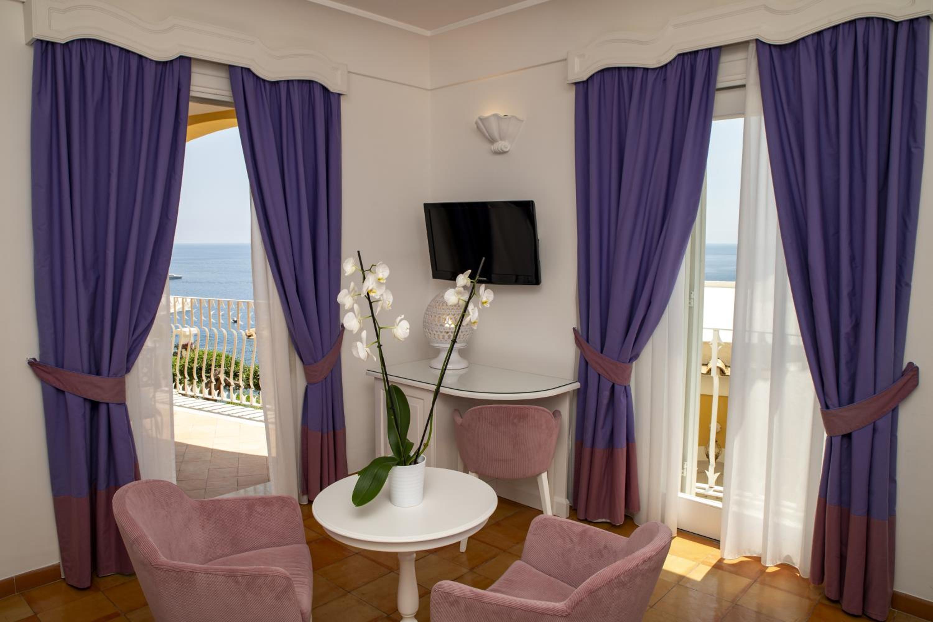 Superior Double Room - Photo 8