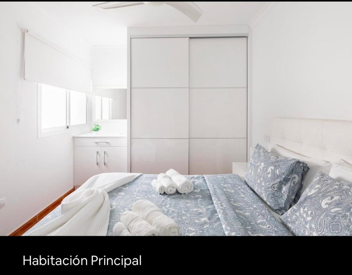 Apartamento con Balcón
