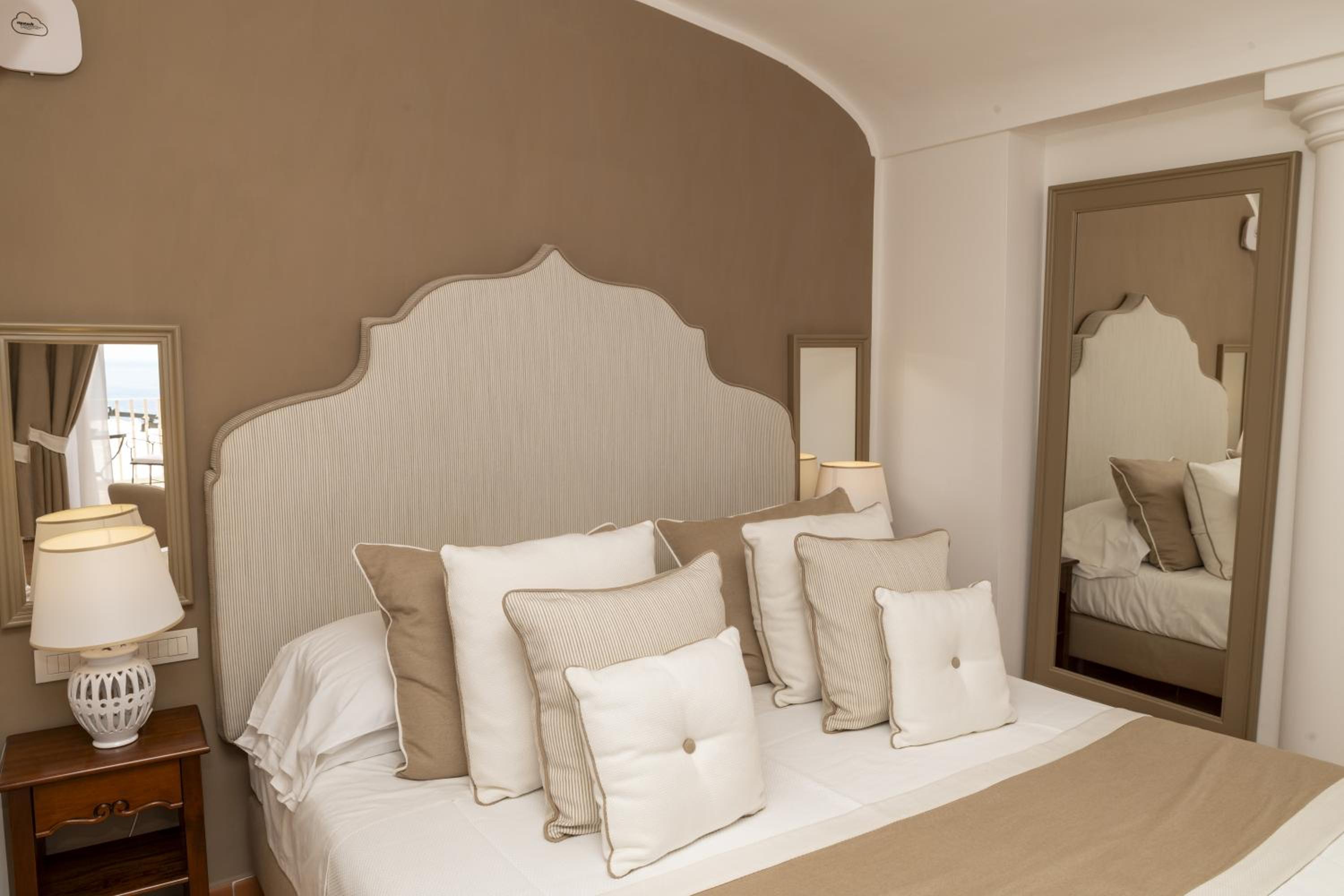 Junior Suite - Photo 16