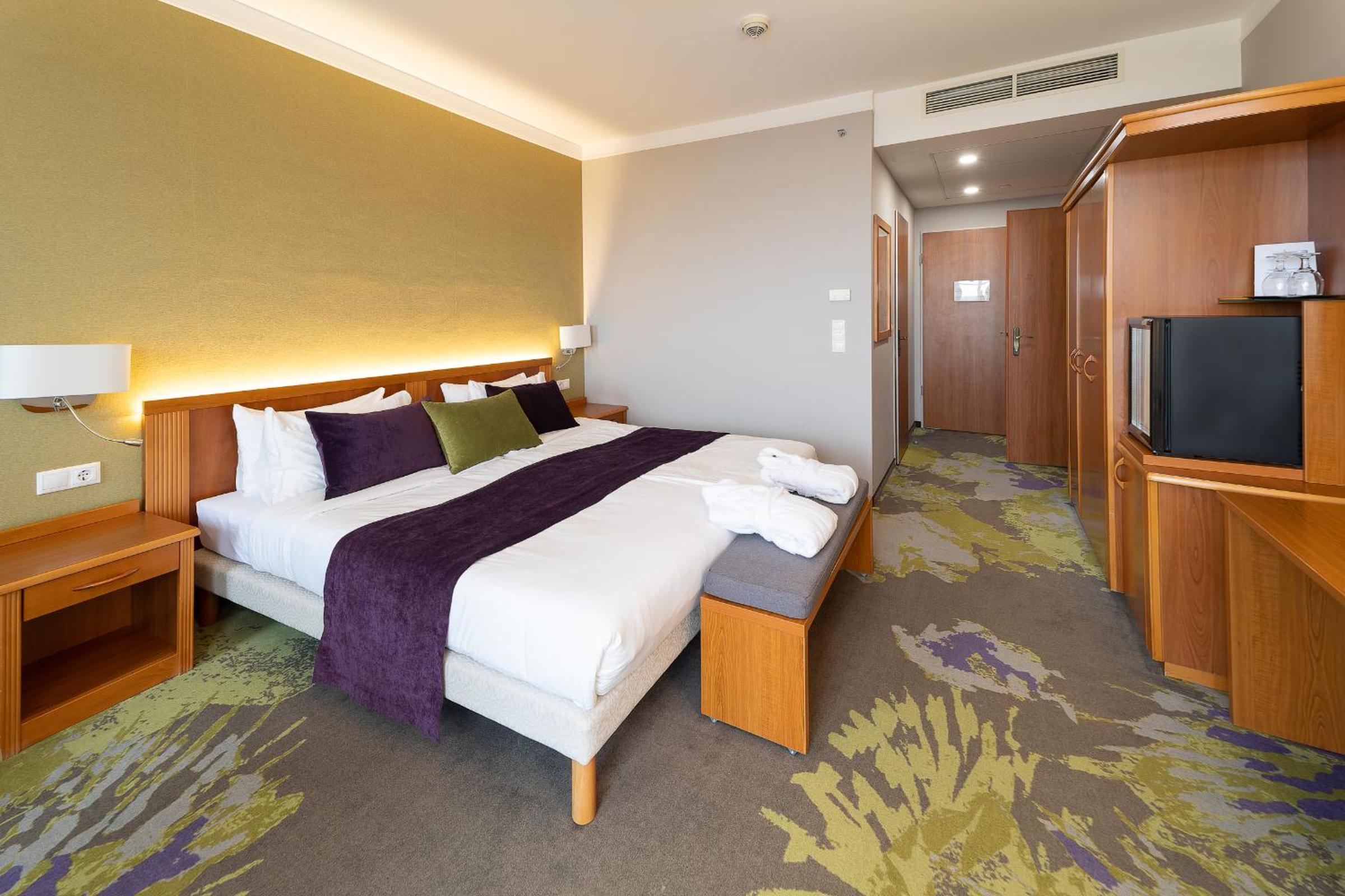 Quadruple Room with Bathroom