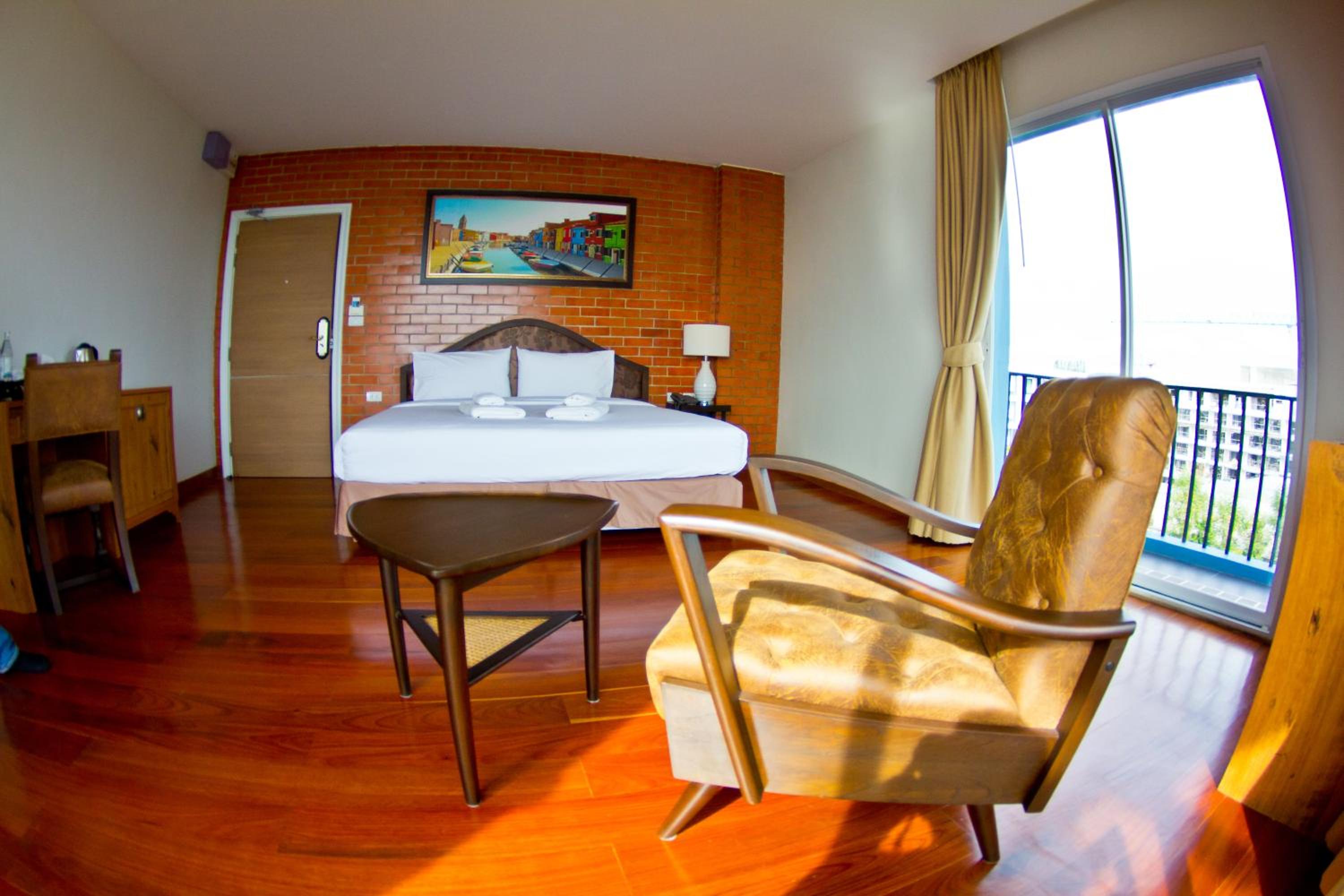 Super Deluxe Double Room photo 3