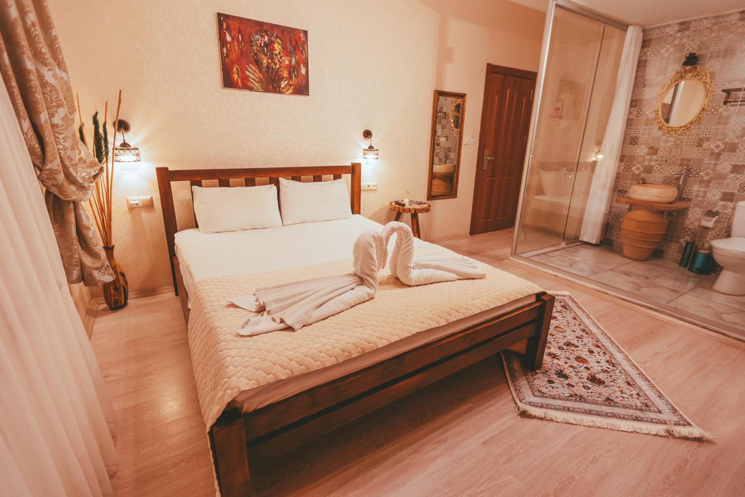 Budget Double Room photo 2