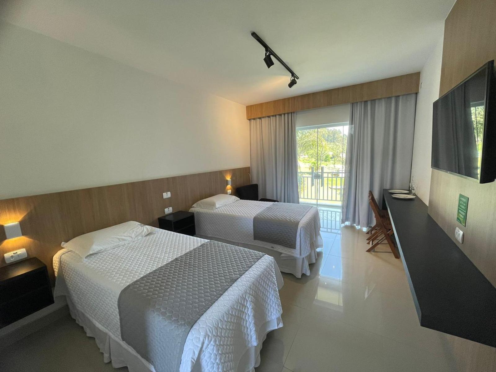 Single Room with Pool View photo 2