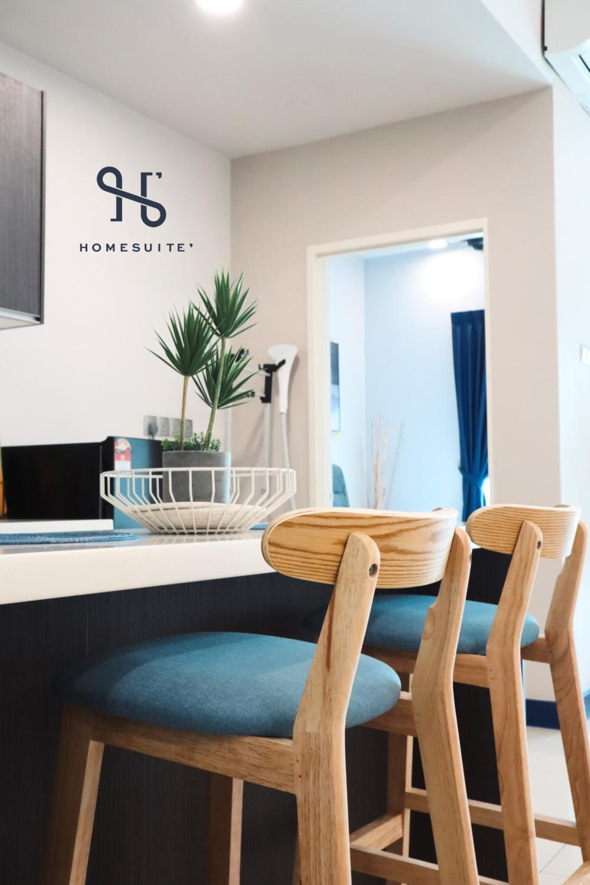 Two-Bedroom Apartment - Photo 4