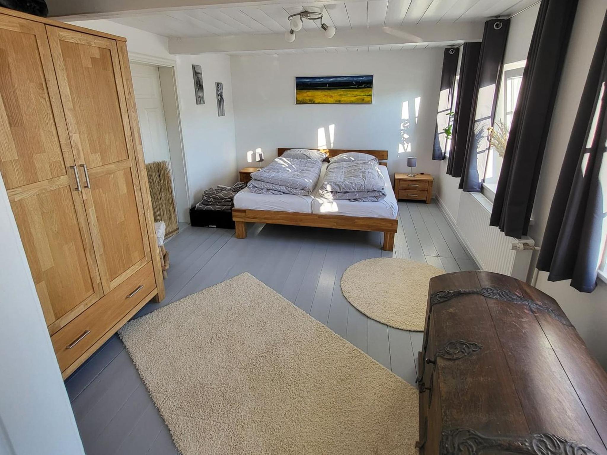 Three-Bedroom House photo 1