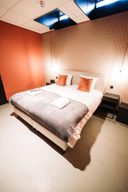 Standard Double Room - Photo 3