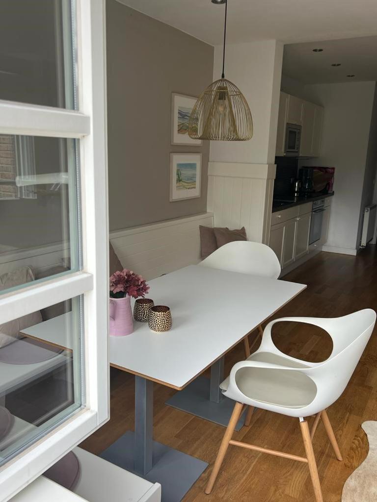 Apartment - Ground Floor photo 2