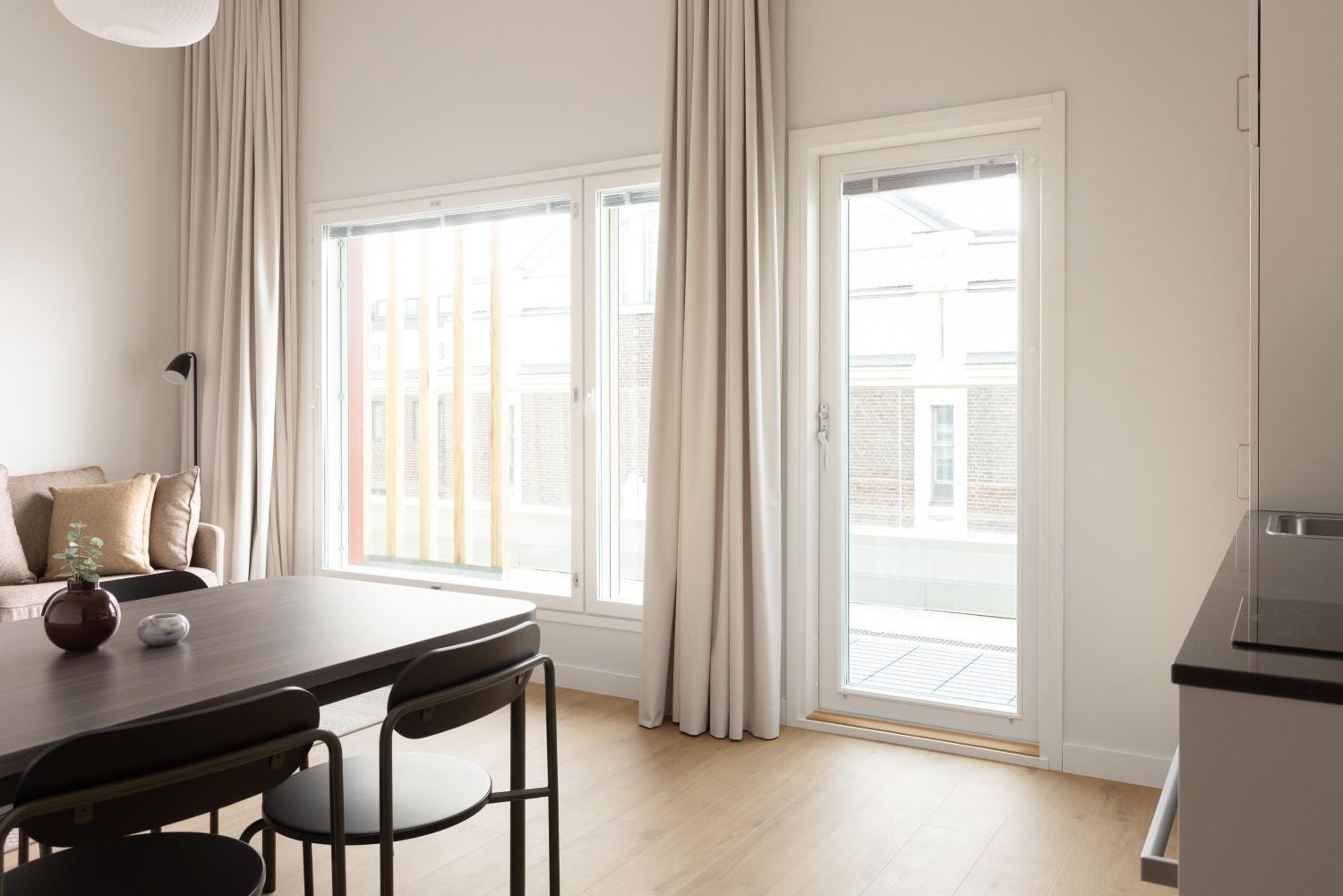 Spacious-studio with rooftop terrace - Photo 9