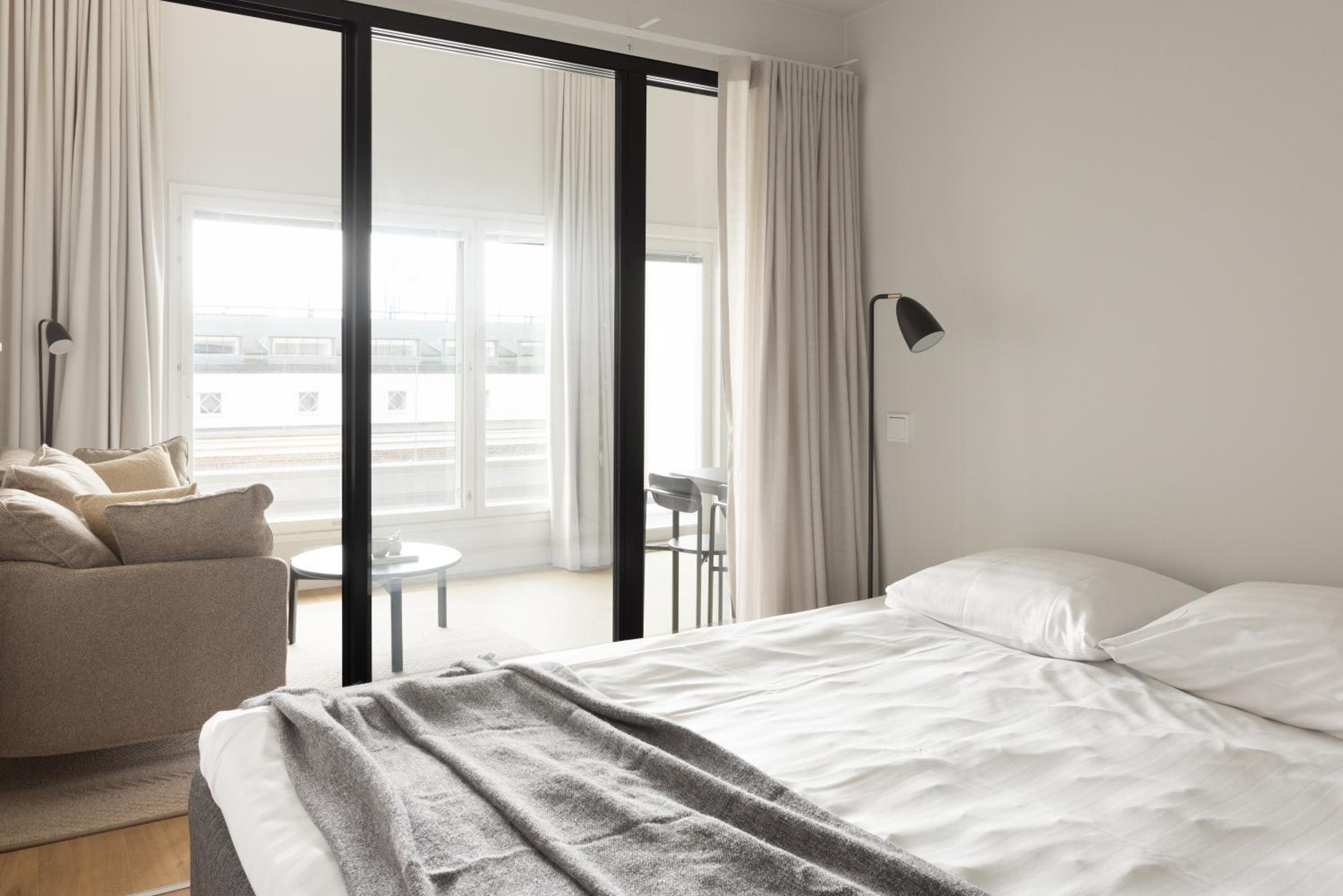 Spacious-studio with rooftop terrace - Photo 16