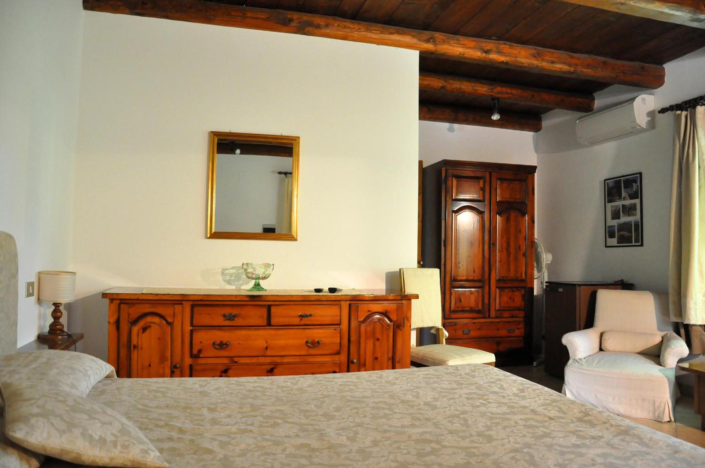 Standard Quadruple Room photo 2