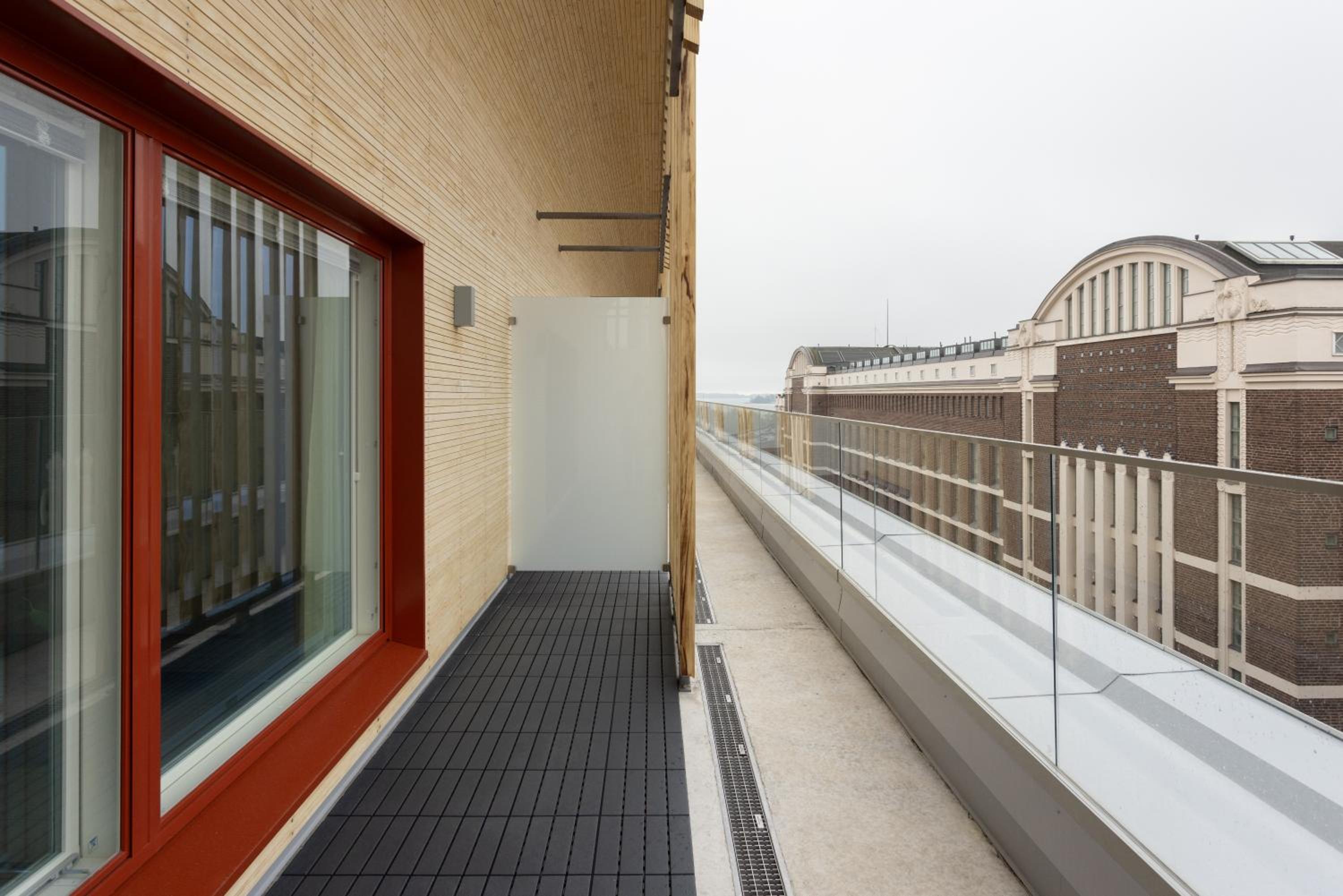 Medium-studio with rooftop terrace photo 2