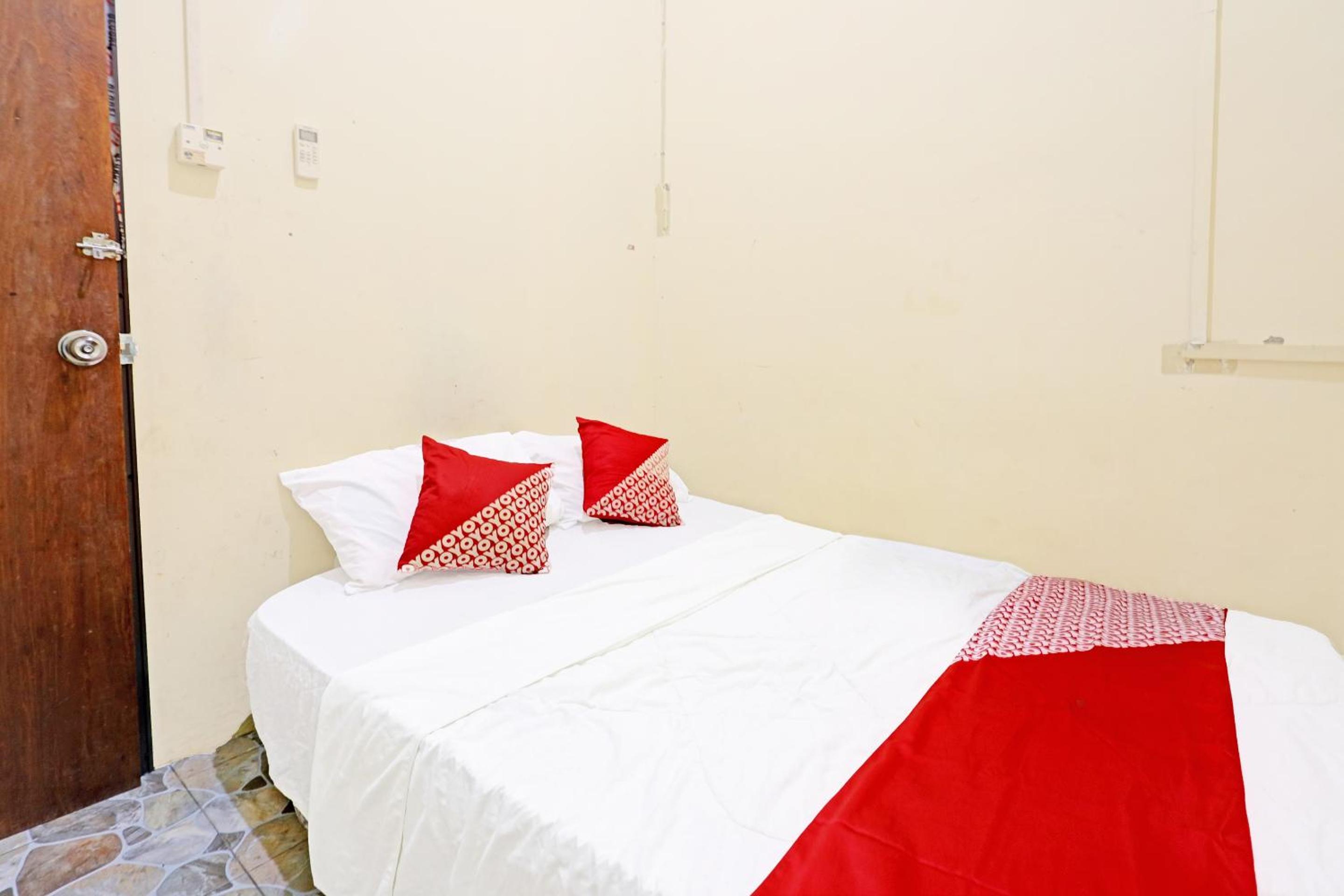 Budget Double Room photo 1