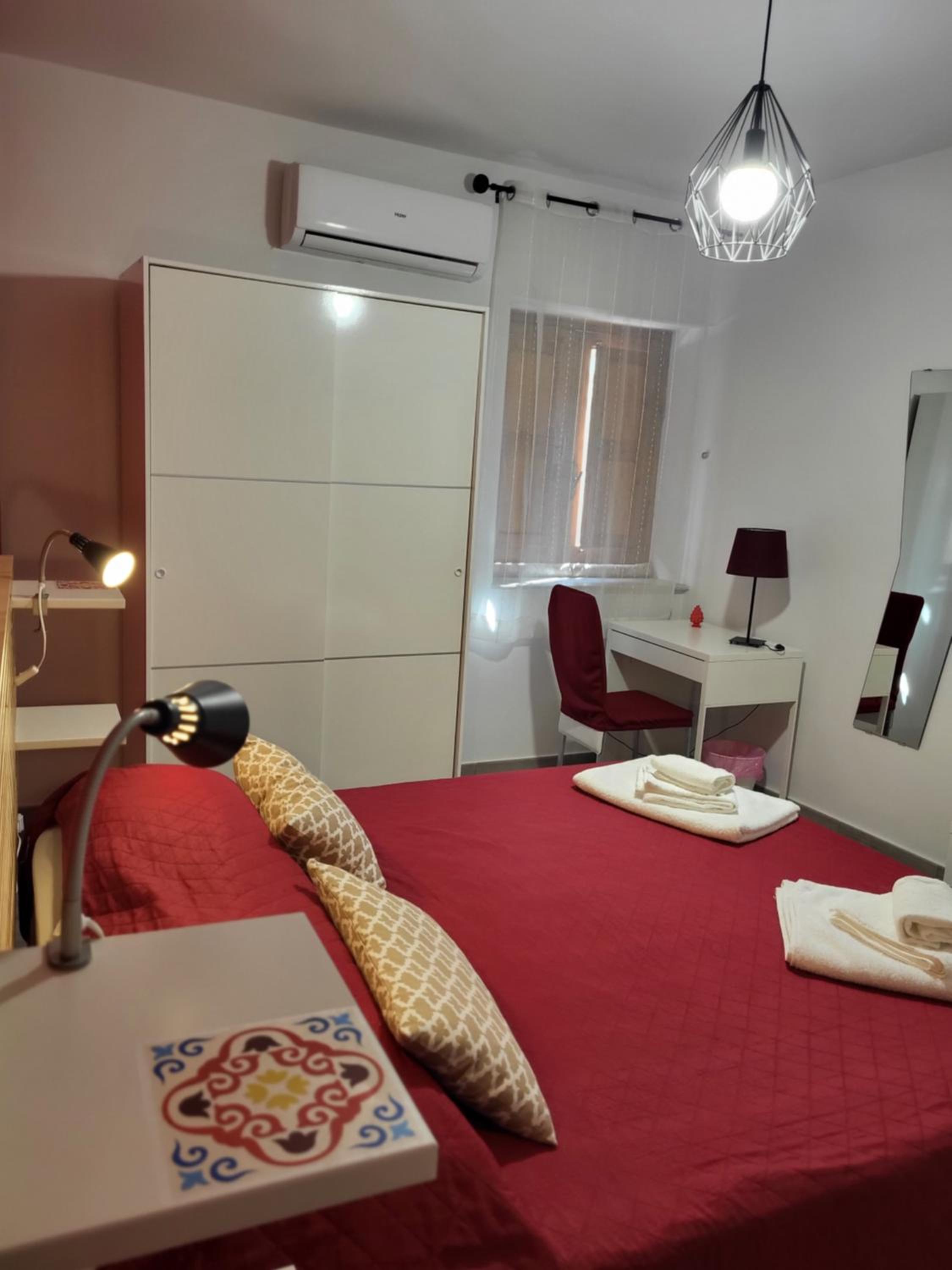 Deluxe Double Room - Photo 7