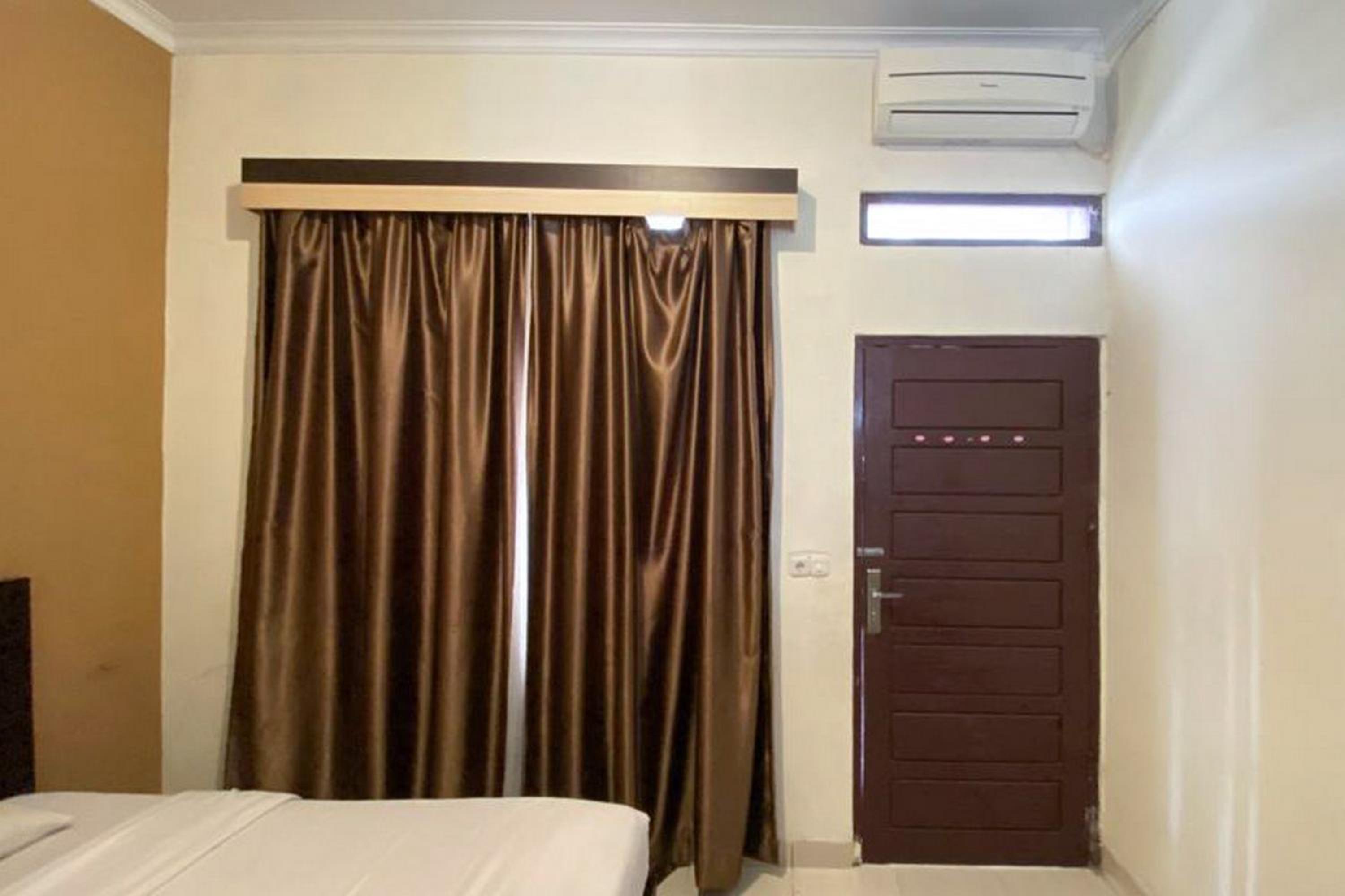 Standard Double Room photo 2