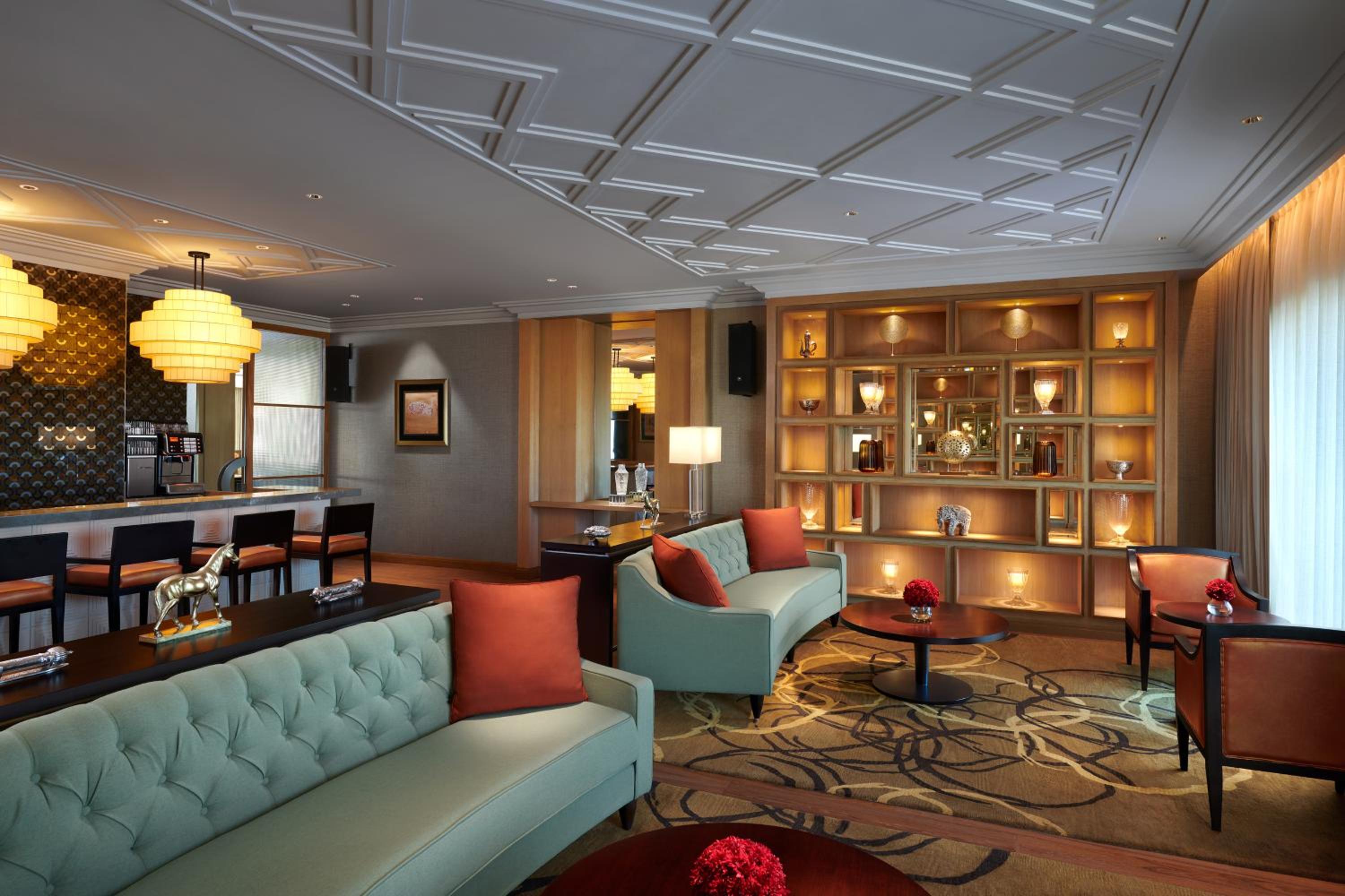 Premier Club Room - 15% Discount on Food & Beverages - 1000 Credit points for SPA per room per stay, Two way airport transfers and Club Lounge Access - Photo 6