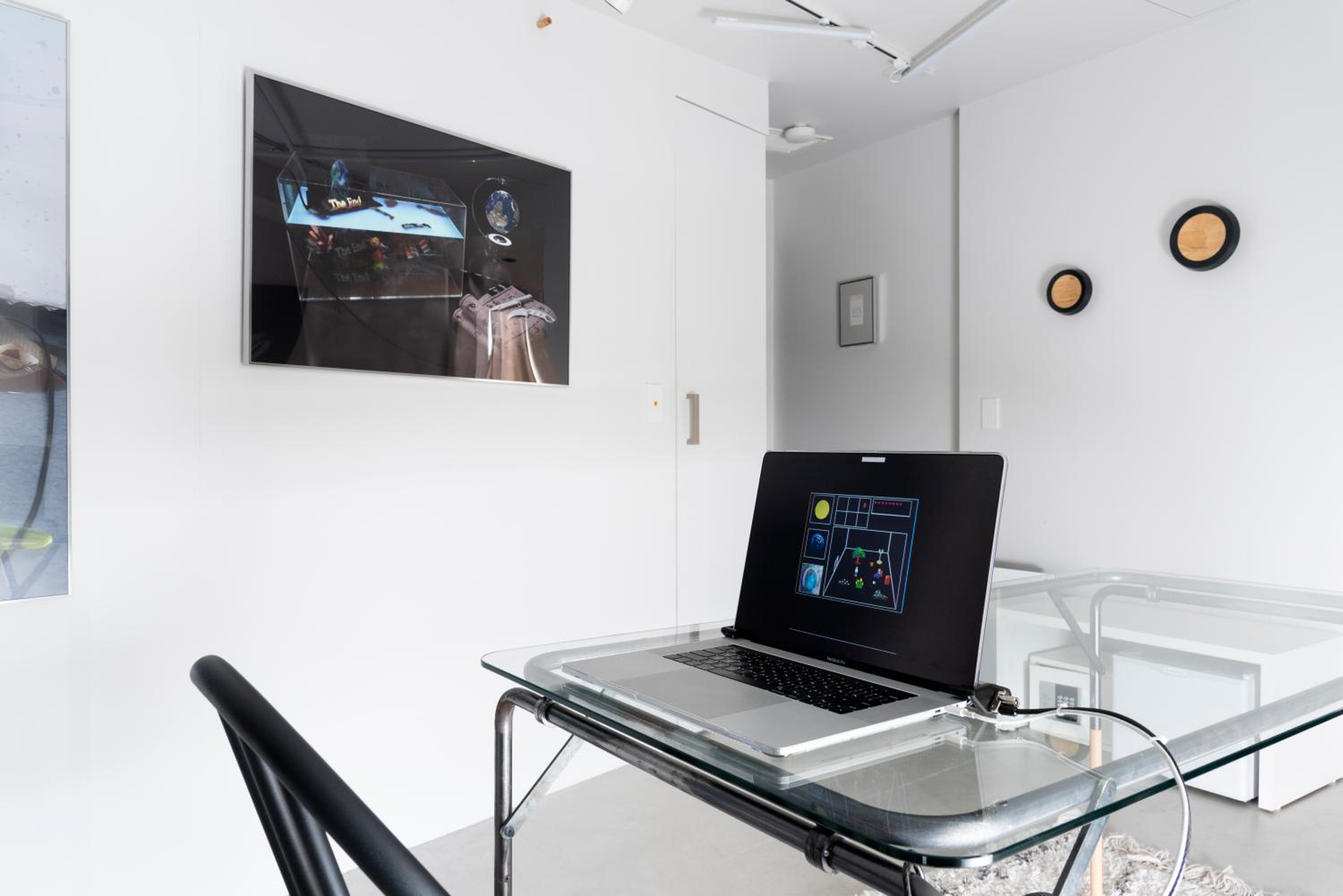 An immersive, experimental gallery for future collectors - Photo 6