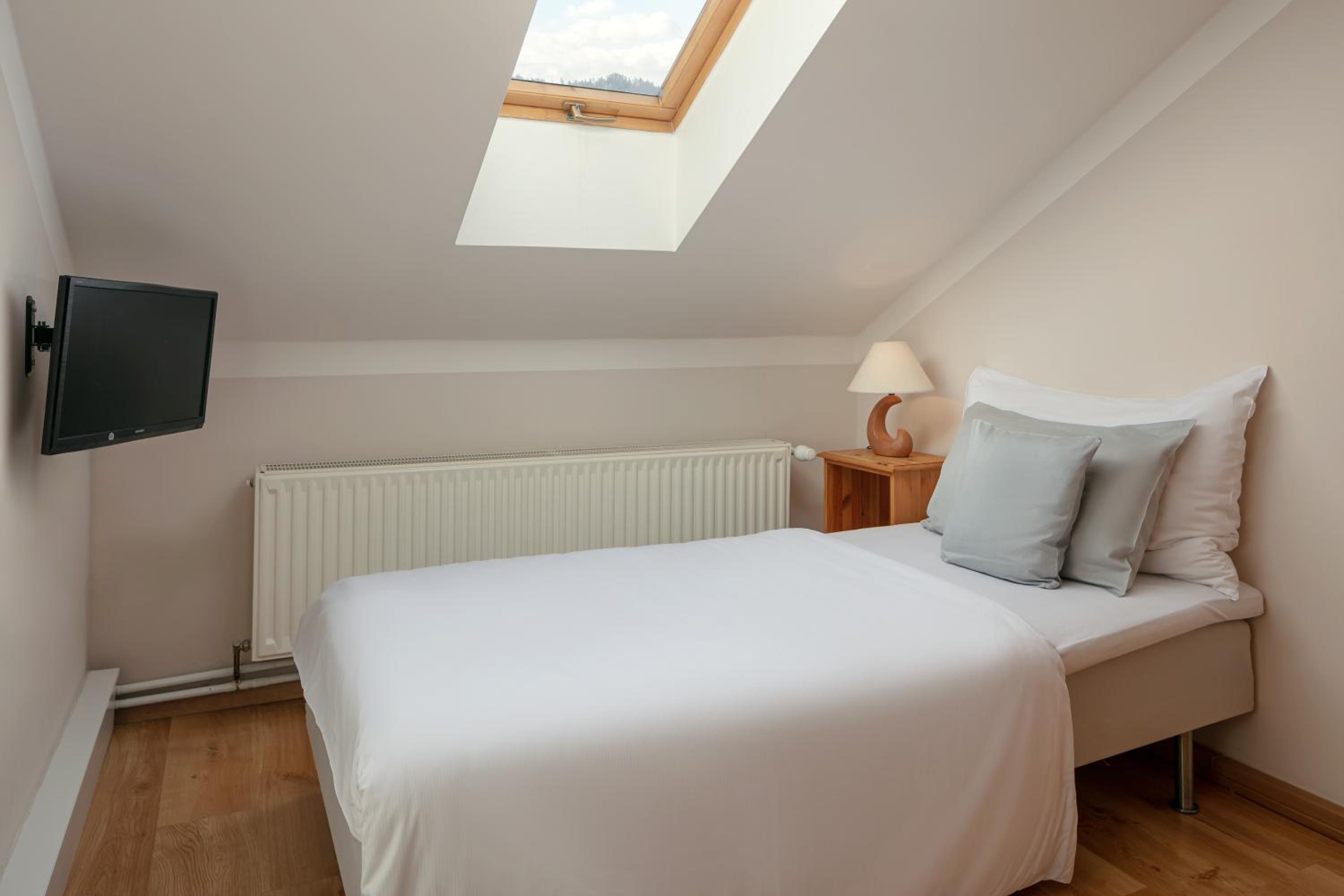 Triple Room - Photo 3