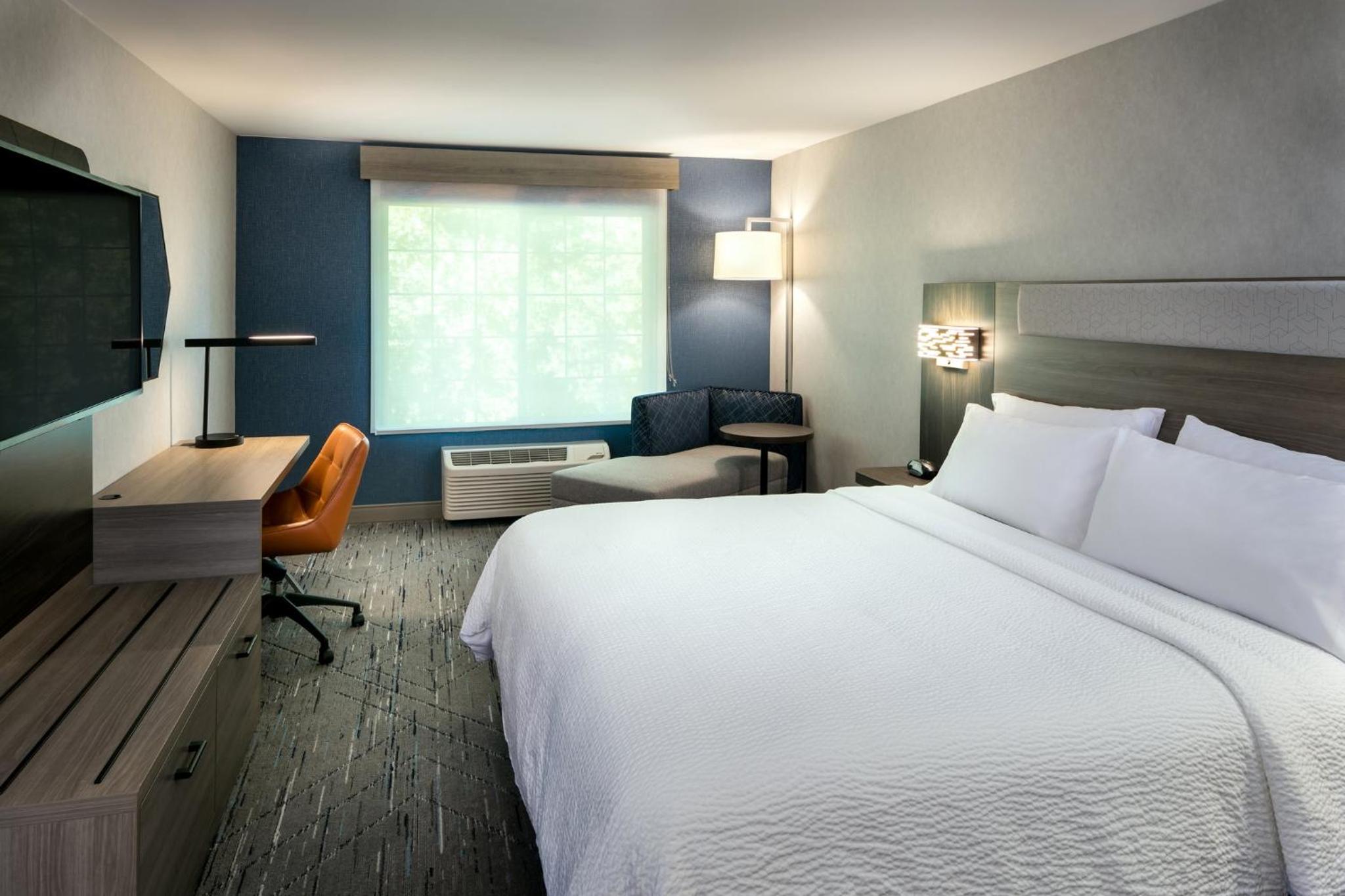 Standard King Room - Photo 1