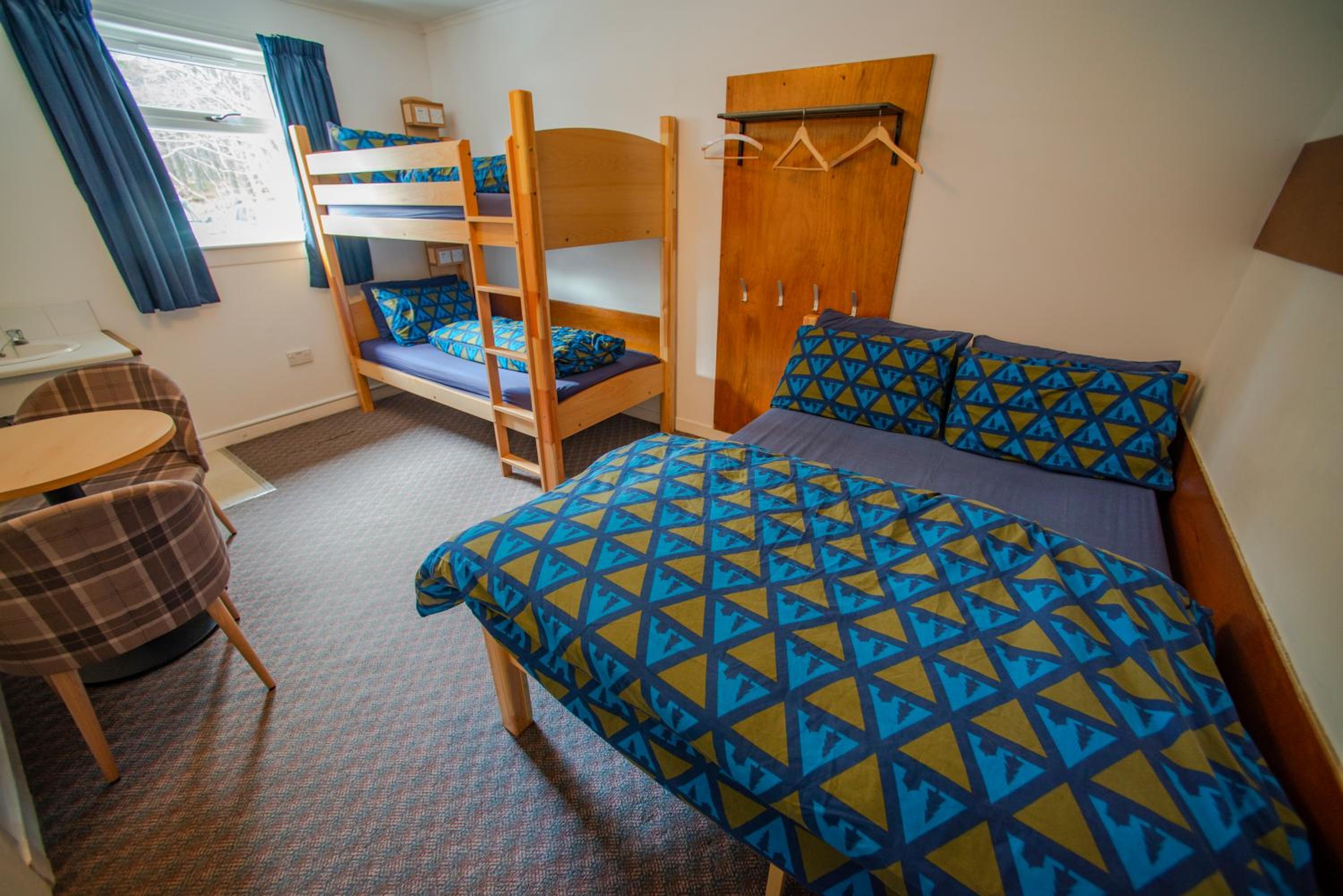 Quadruple Room with Shared Bathroom photo 3