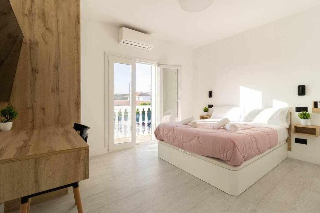 Villa de Tres Habitaciones
