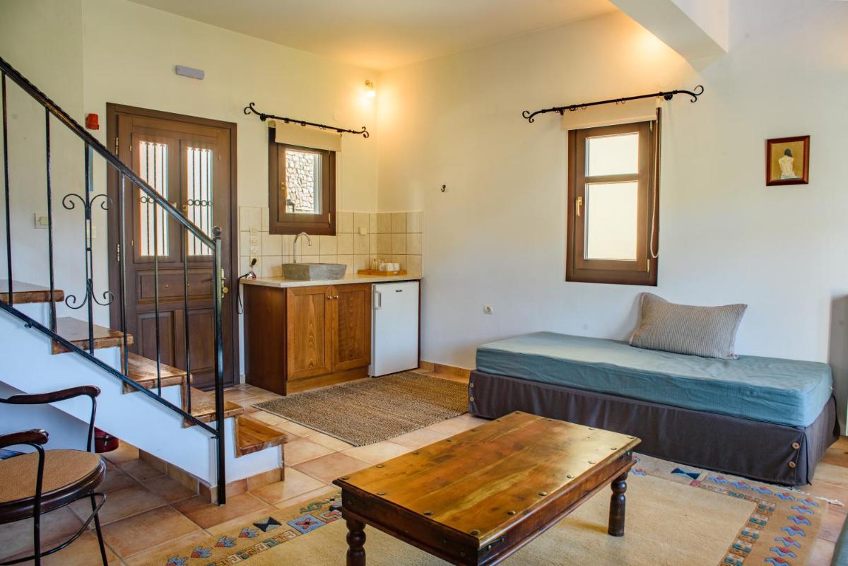 Maisonette - Split Level (2 Adults + 2 Children) 
