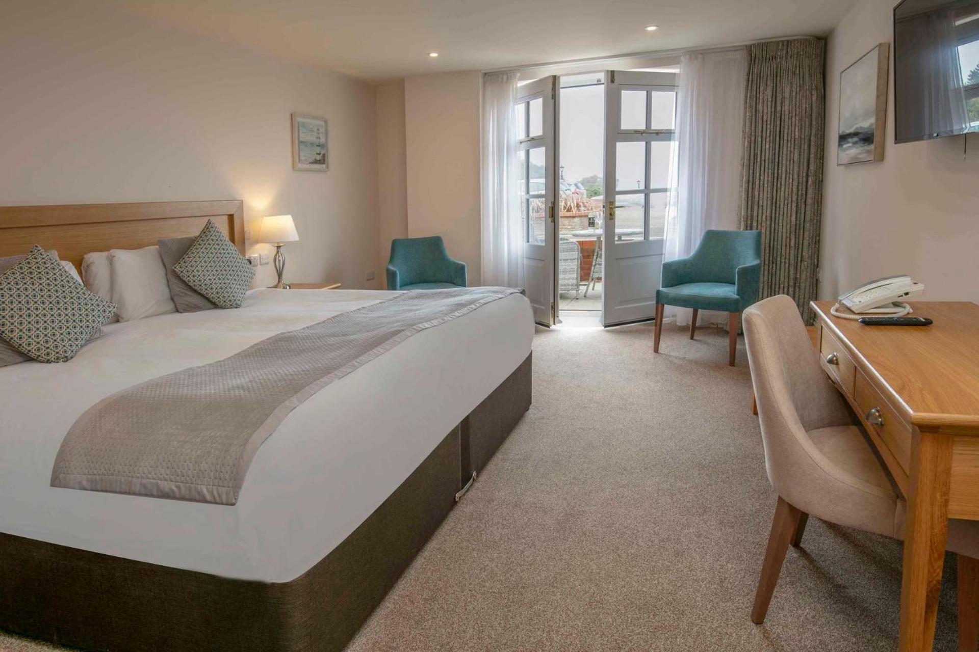Double Room with Sea View - Ground Floor
