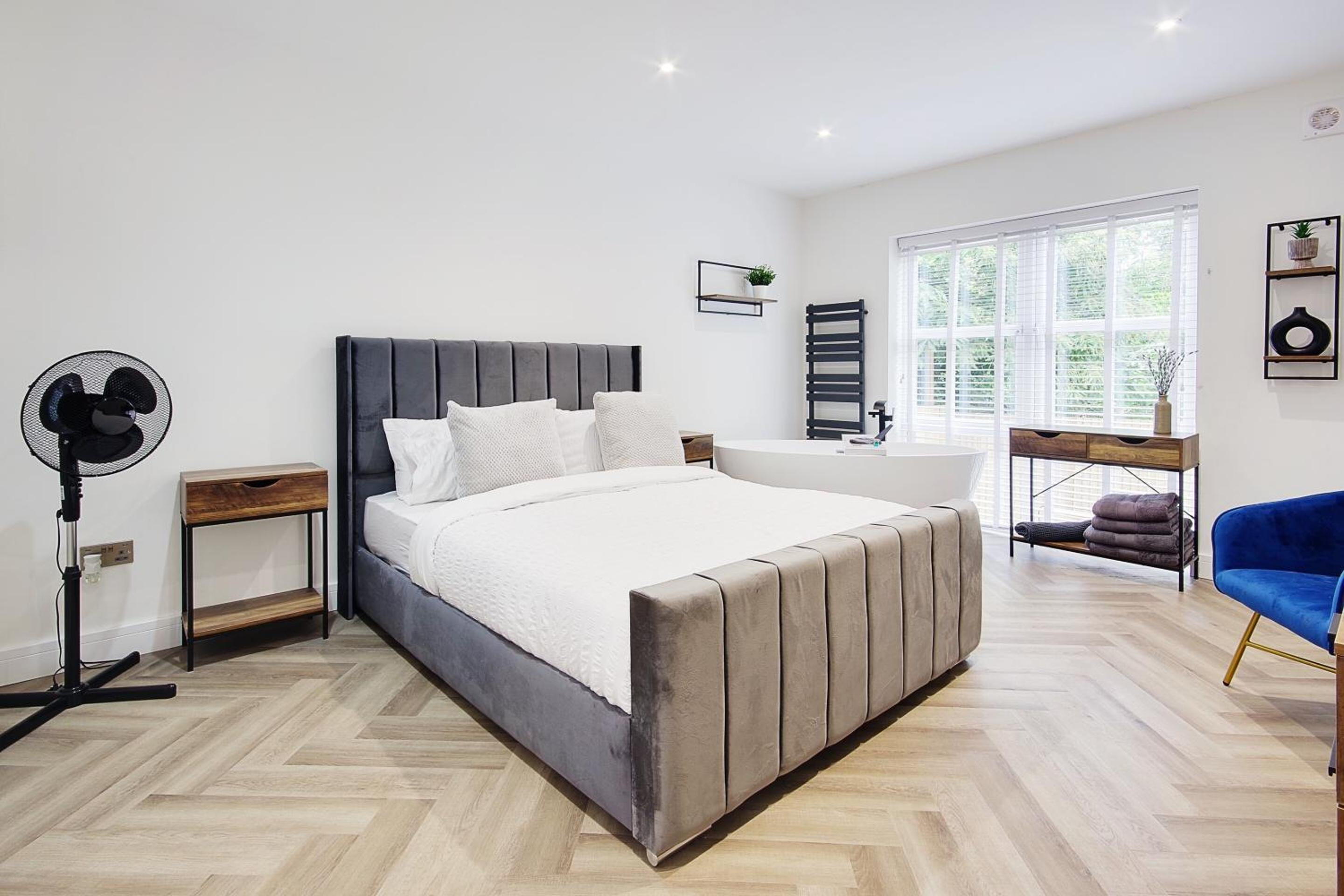 Deluxe Suite