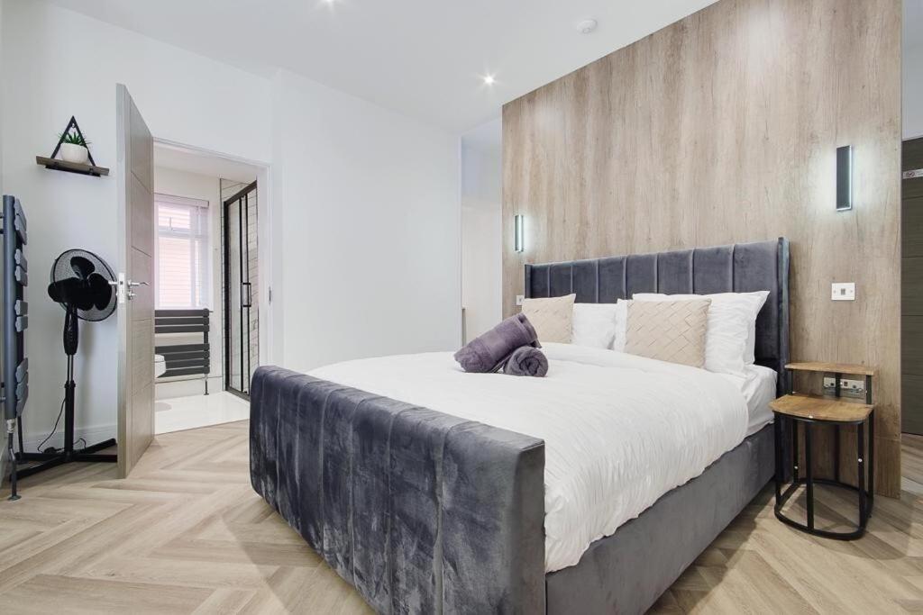 Superior Suite - Photo 7
