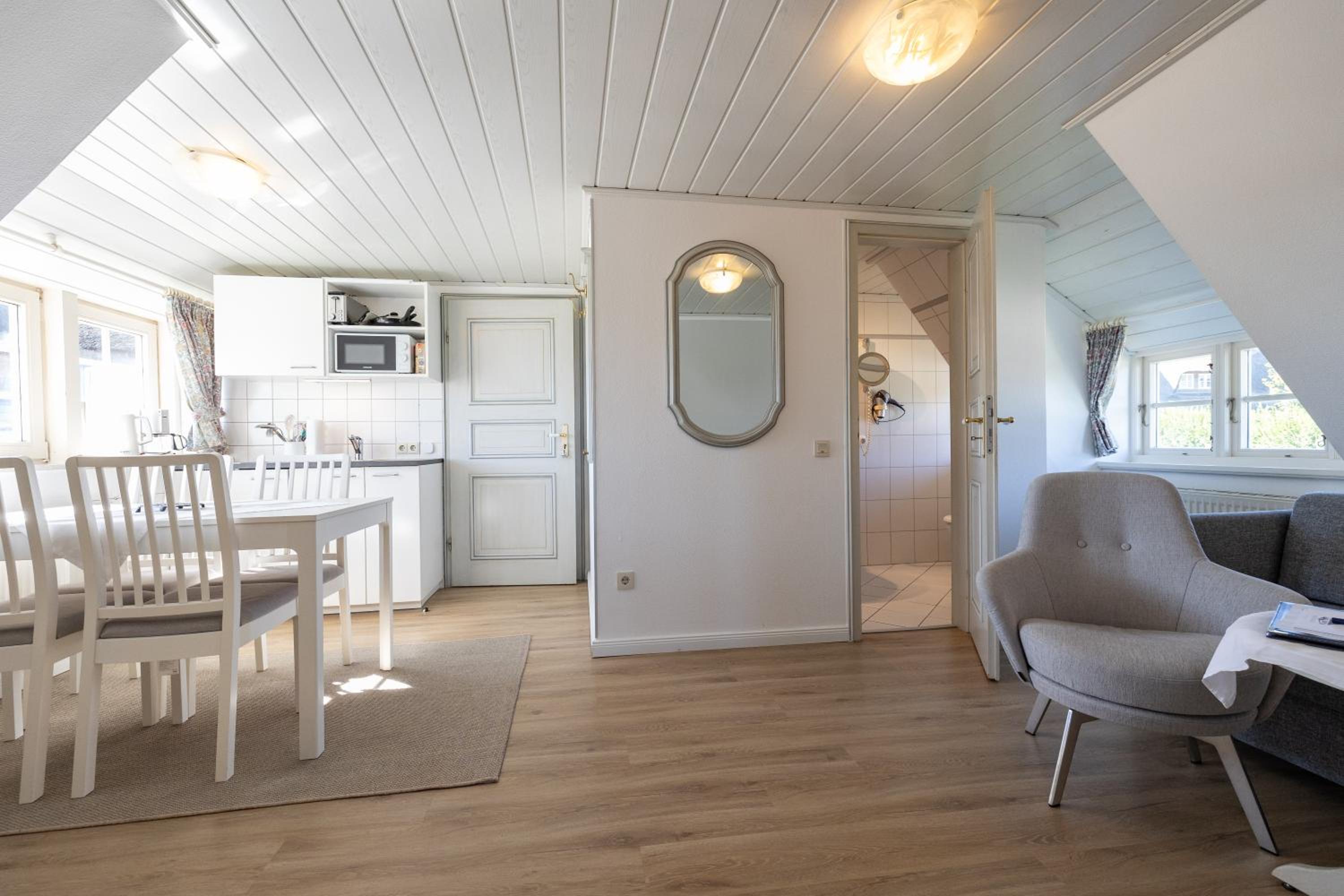 Apartment 5 with Sea View