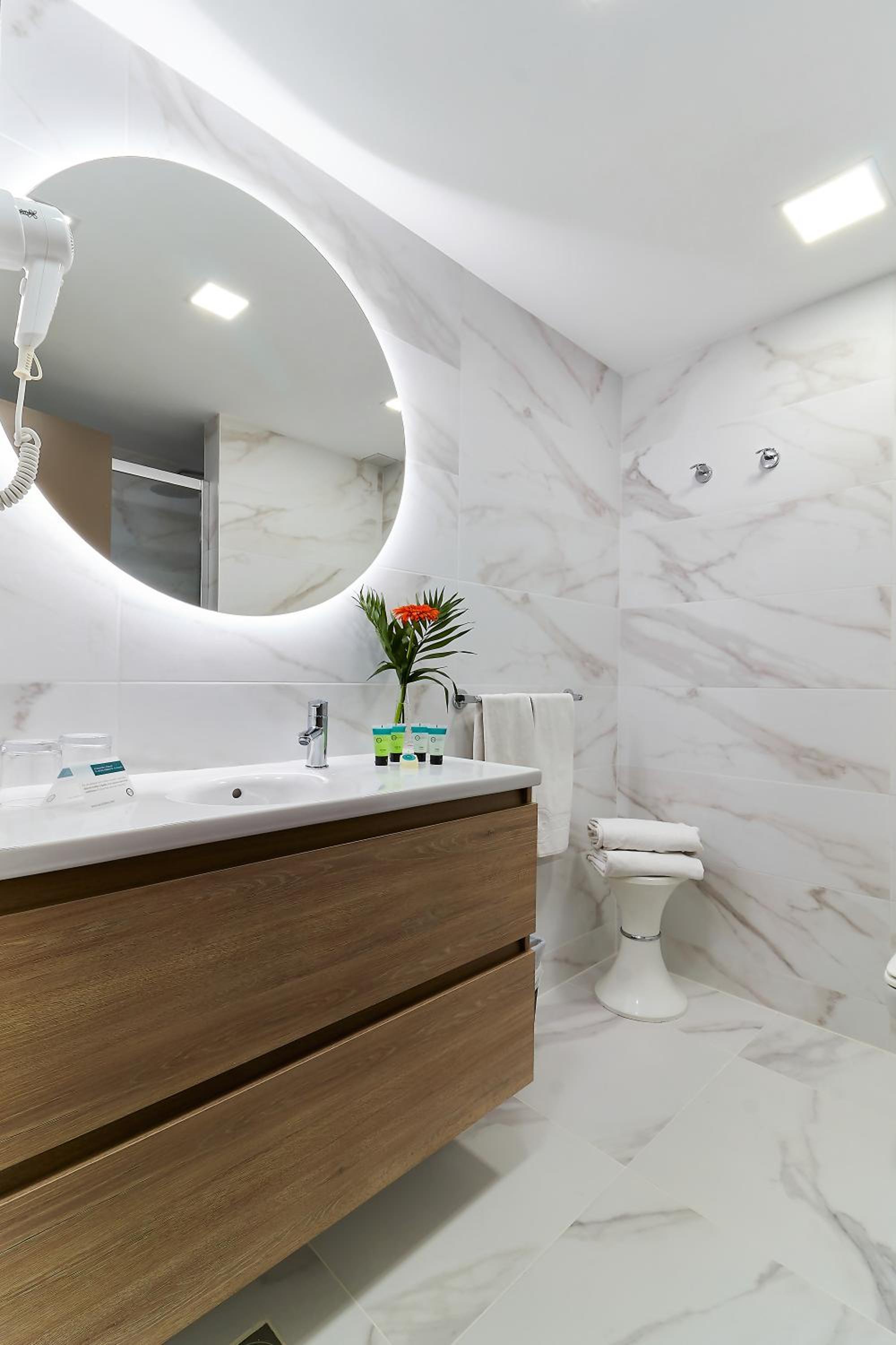 Triple Room - Photo 2
