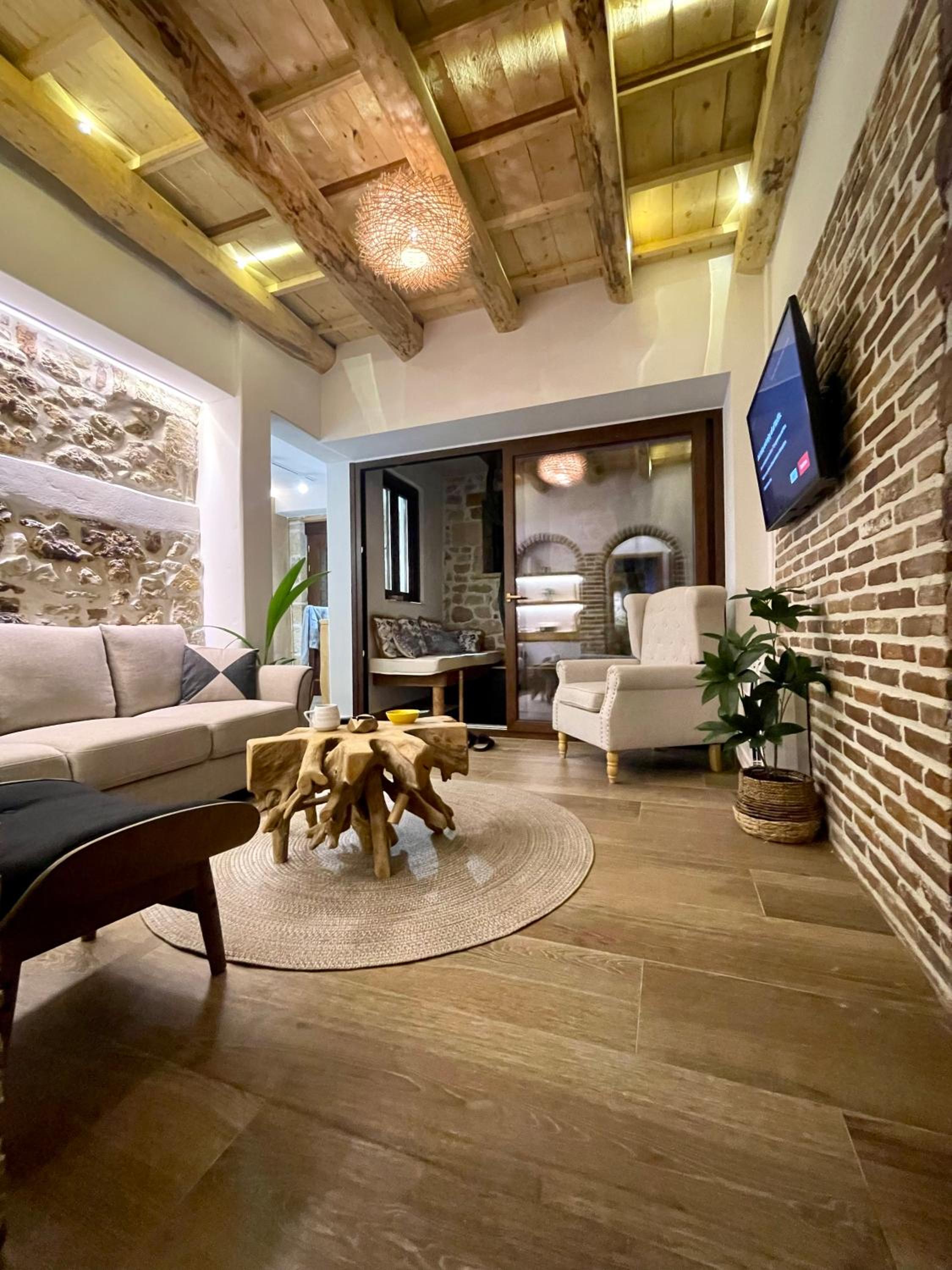 Apartment - Ground Floor photo 1