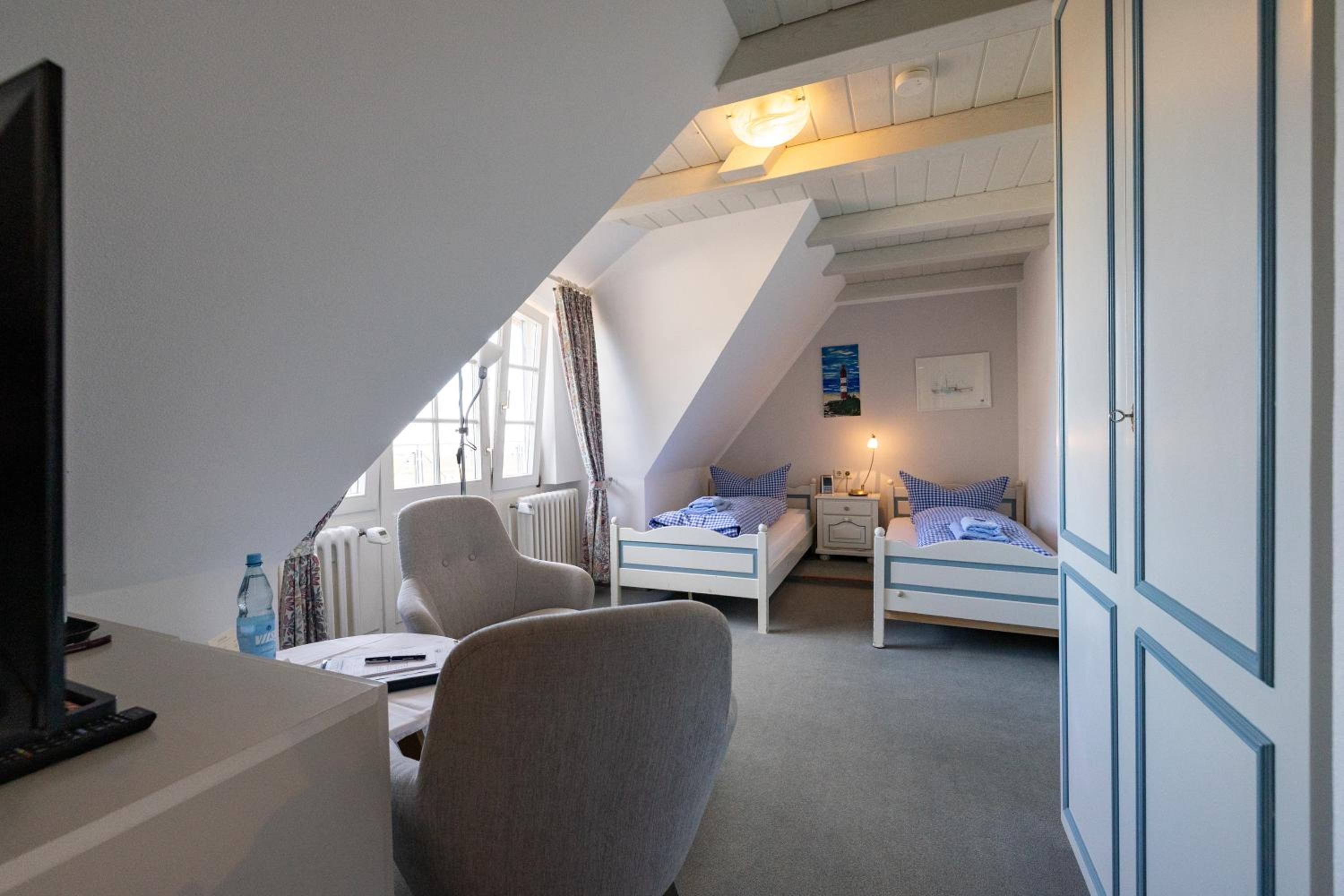 Double Room 9 with Sea View