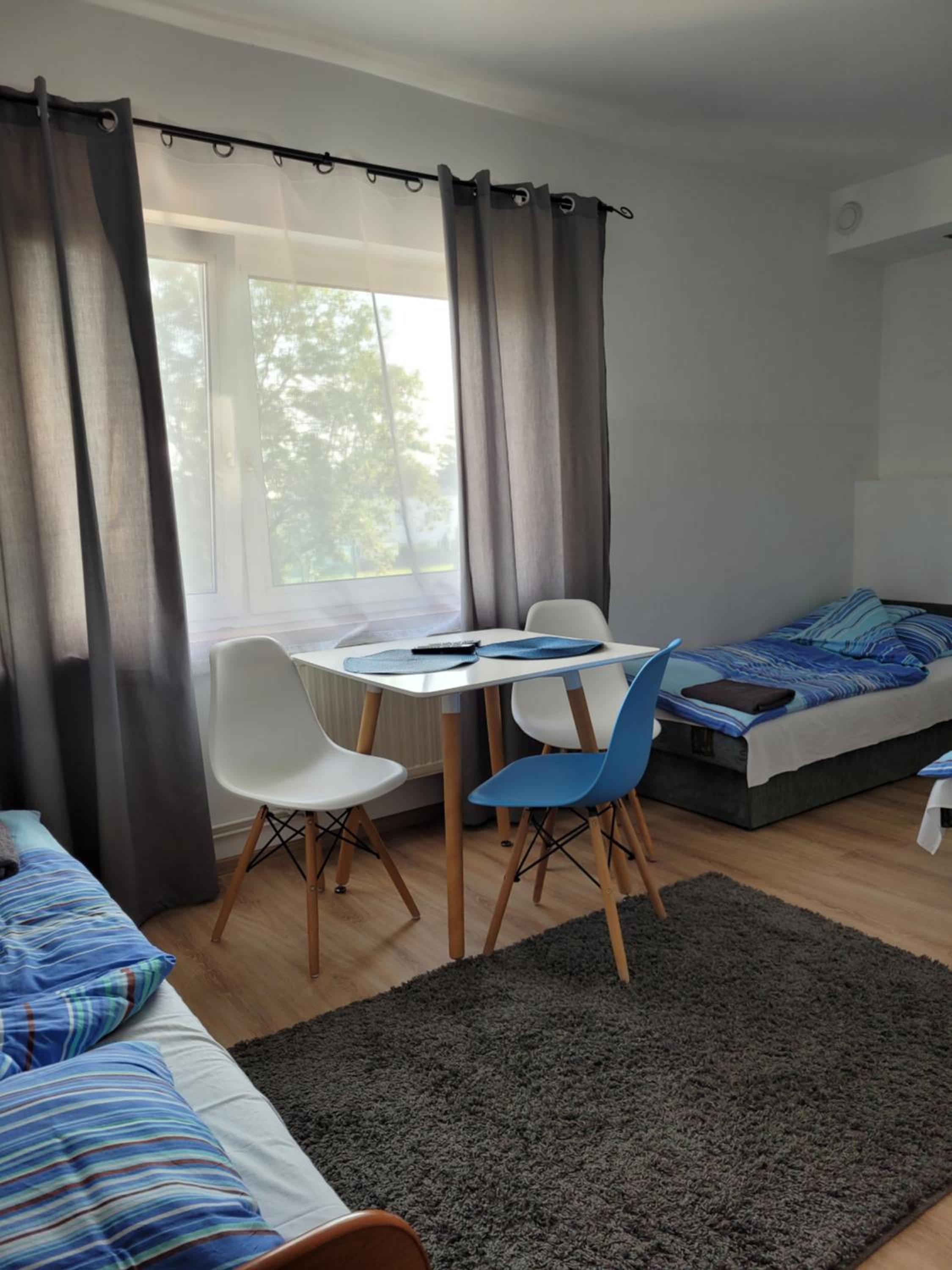 Triple Room with Bathroom - Photo 8