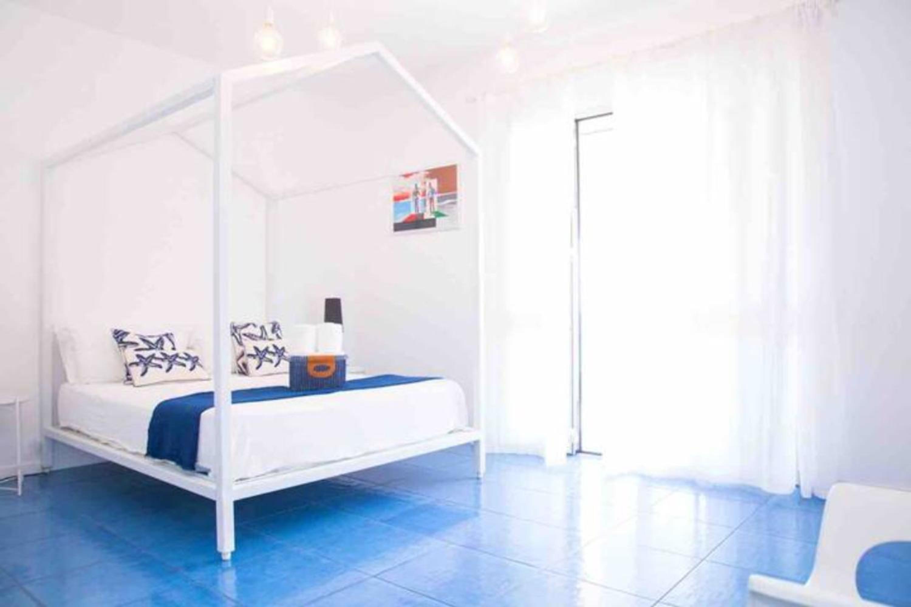 Four-Bedroom Apartment photo 1