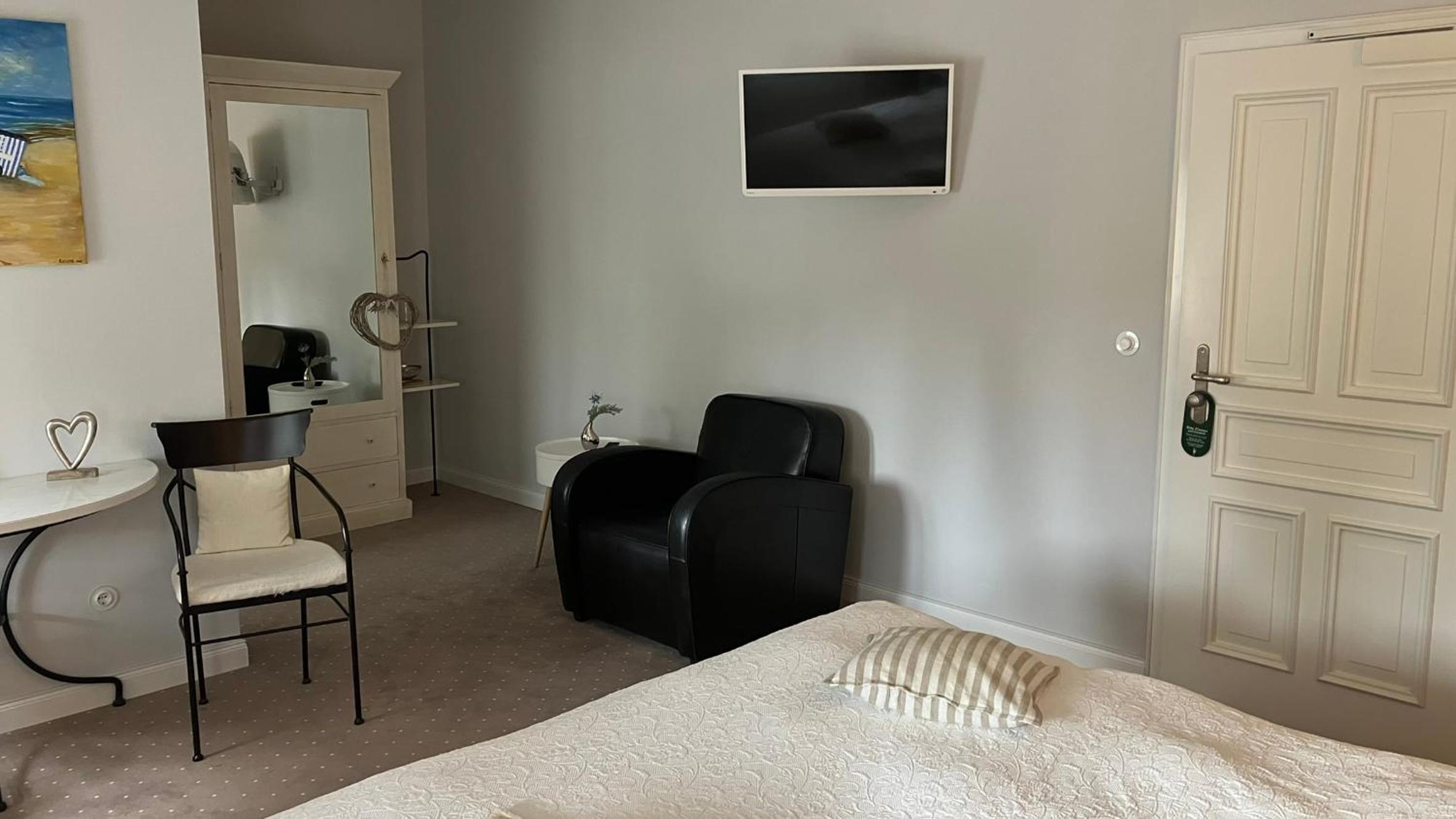 Classic Double Room