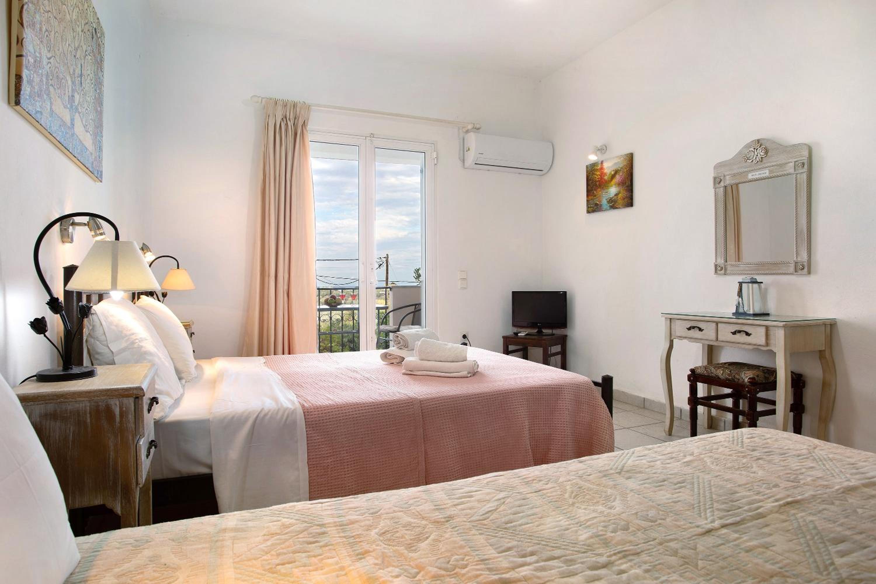 Studio with Sea View photo 2